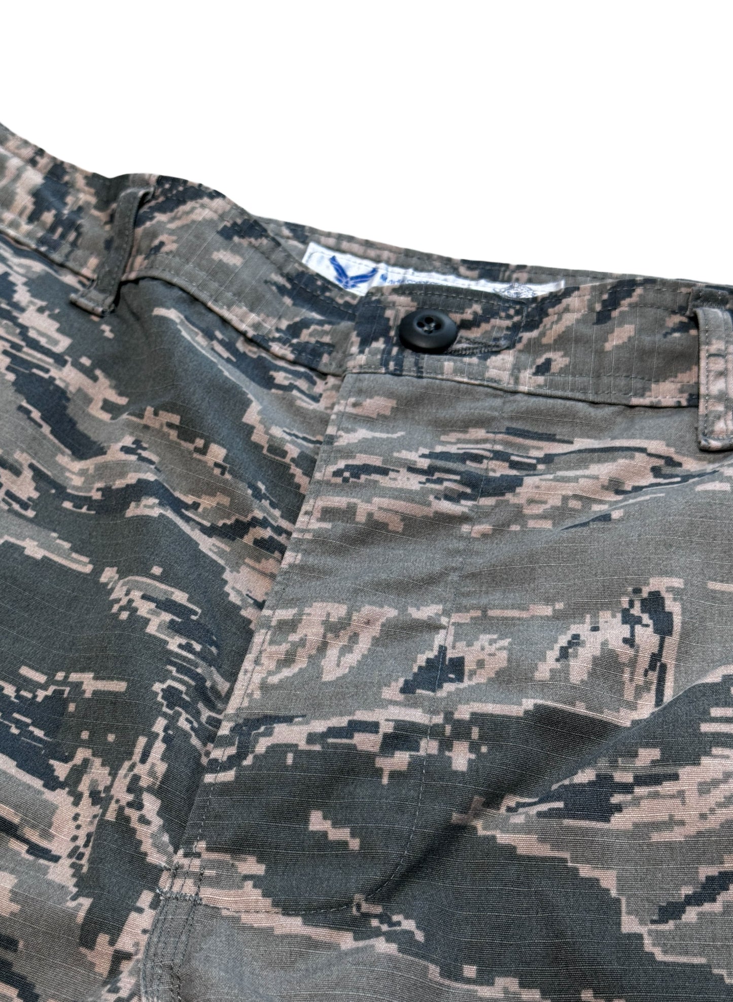 (SUP-585) U.S AIR FORCE DIGITAL CAMO "CUT OFF" CARGO SHORTS