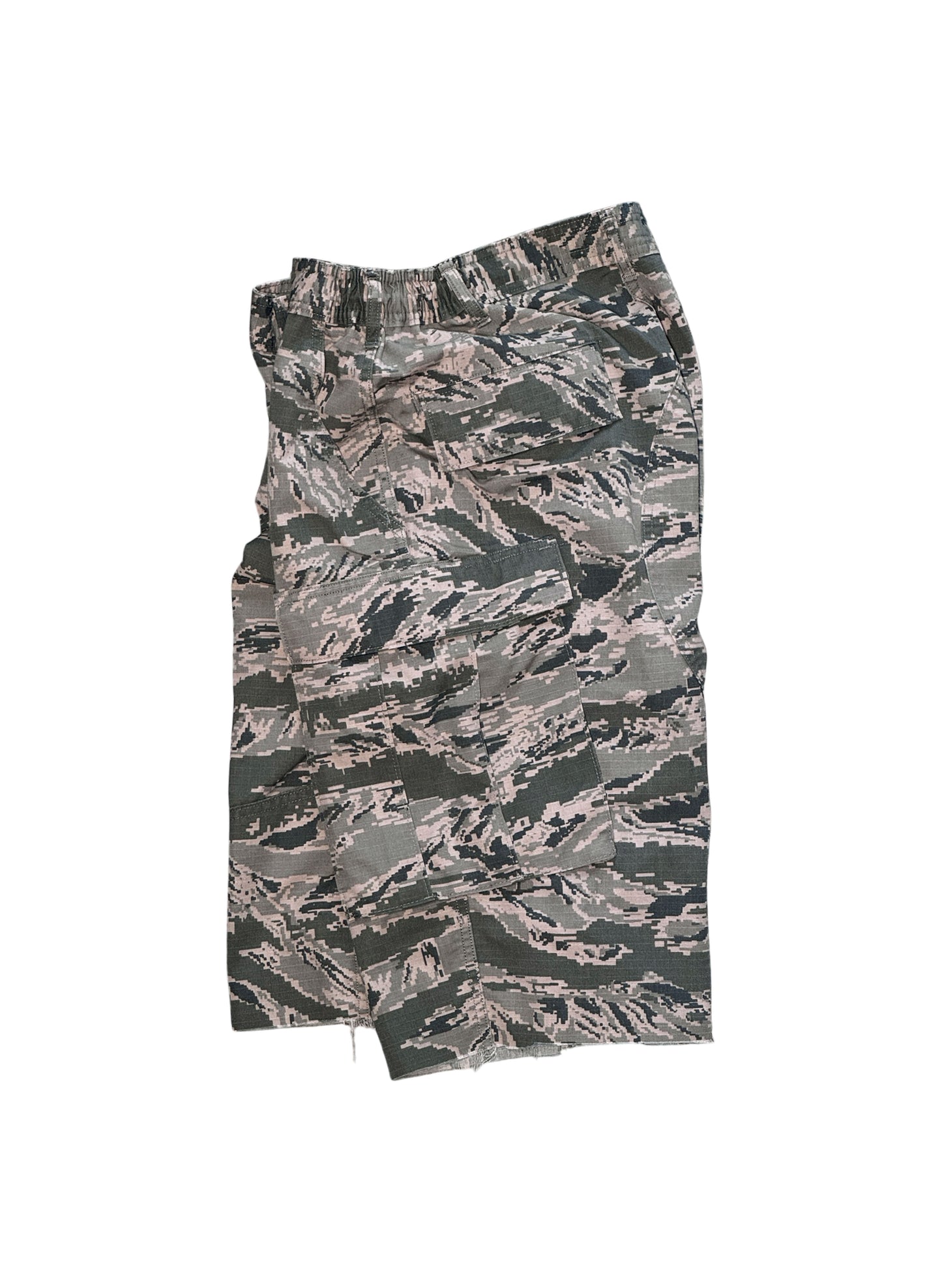 (SUP-585) U.S AIR FORCE DIGITAL CAMO "CUT OFF" CARGO SHORTS