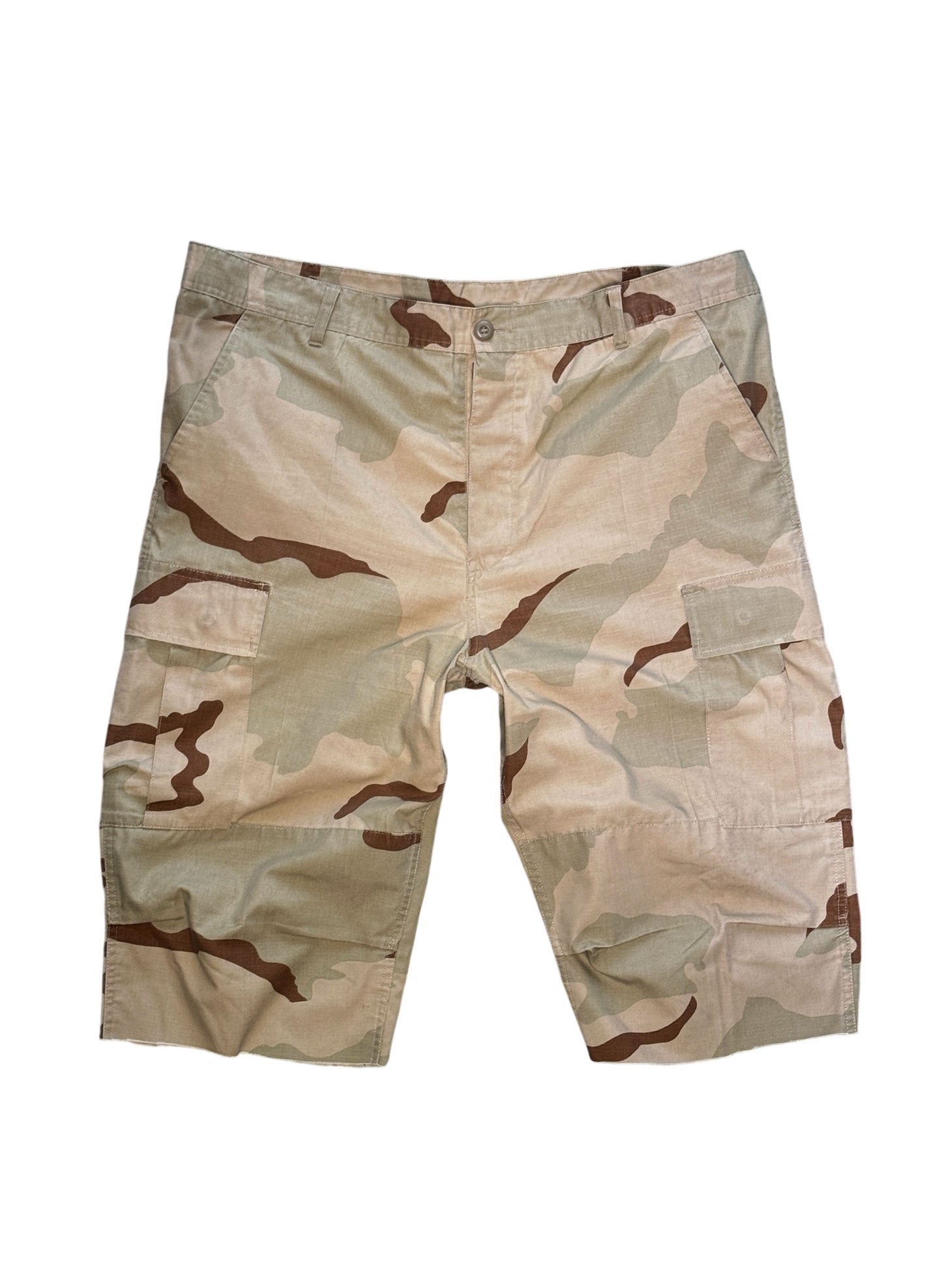 (SUP-586) U.S ARMY DESERT CAMO "CUT OFF" CARGO SHORTS