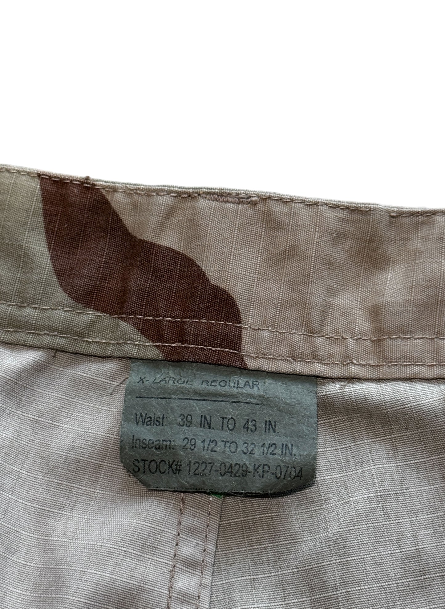 (SUP-586) U.S ARMY DESERT CAMO "CUT OFF" CARGO SHORTS