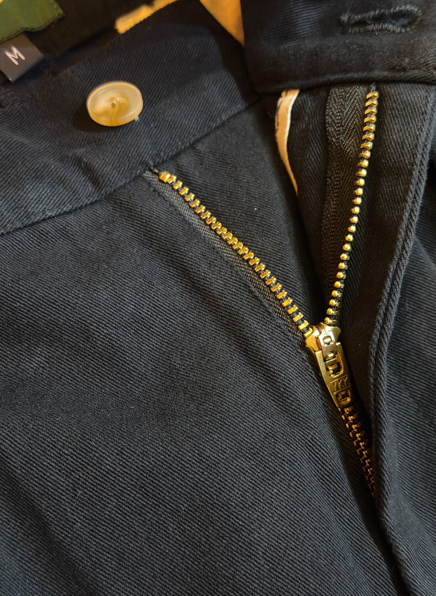 WOODBLOCK 2TUCK CHINO TROUSERS BLACK (WB-CL-001)