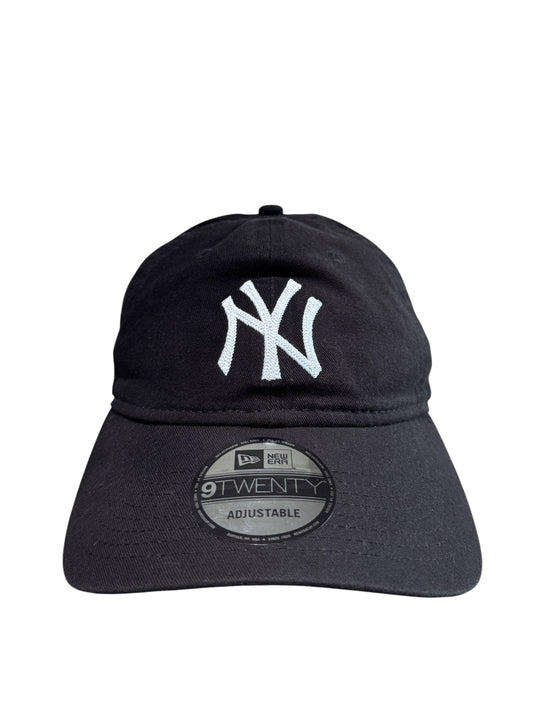 (SUP-628) NEW ERA NEW YORK YANKEES "CHAIN STITCH" LOGO CAP - BLACK