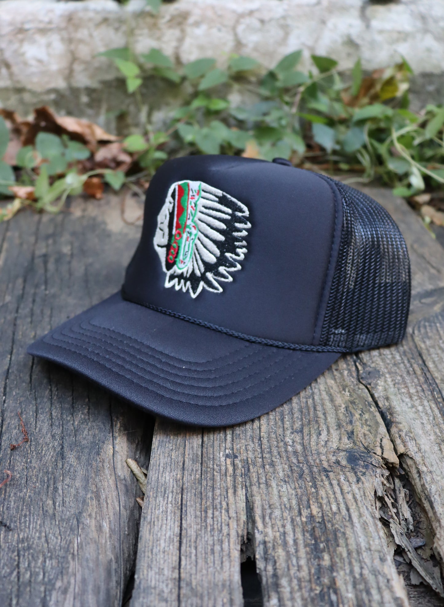 WOODBLOCK CHIEF HEAD MESH CAP BLACK (23SS-023)