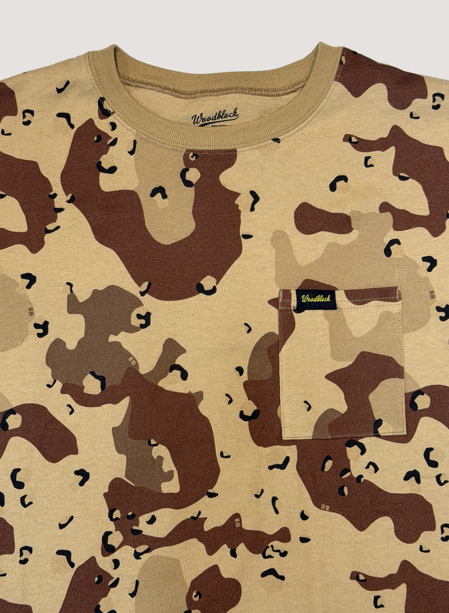 WOODBLOCK WIDE SILHOUETTE POCKET T-SHIRT CHOCOTIP CAMO (WB-26SS-025)