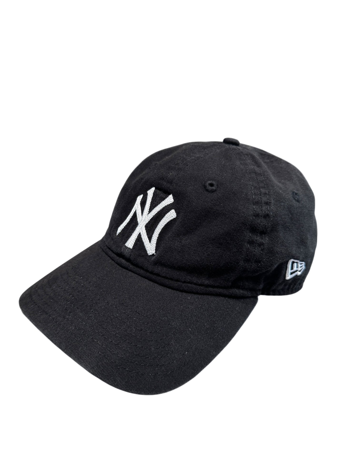 (SUP-626) NEW ERA NEW YORK YANKEES "CHAIN STITCH" LOGO CAP - BLACK