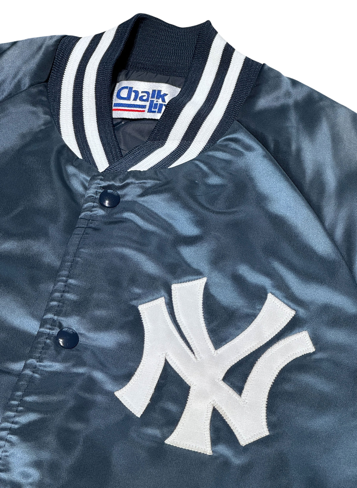 (SUP-873) Chalk Line NEW YORK YANKEES NYLON STADIUM JACKET (M) - MADE IN U.S.A.