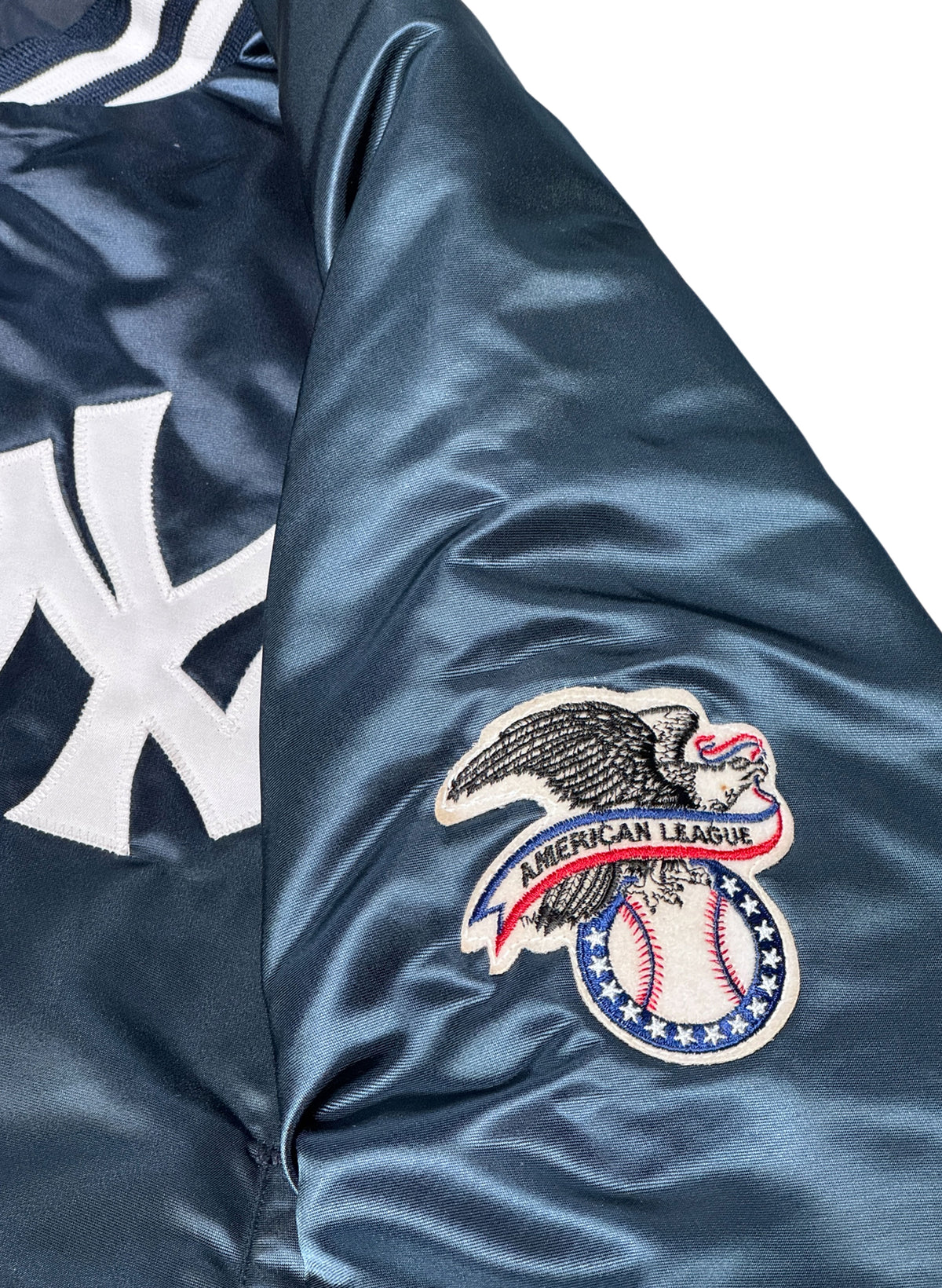 (SUP-873) Chalk Line NEW YORK YANKEES NYLON STADIUM JACKET (M) - MADE IN U.S.A.