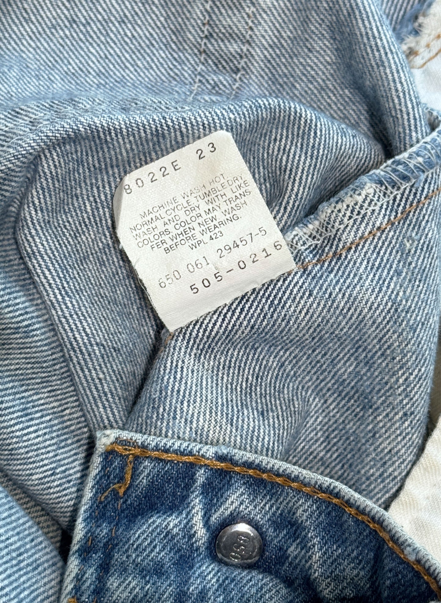 (SUP-649) 90s LEVI'S 505 "CUT OFF" SHORTS - MADE IN U.S.A.