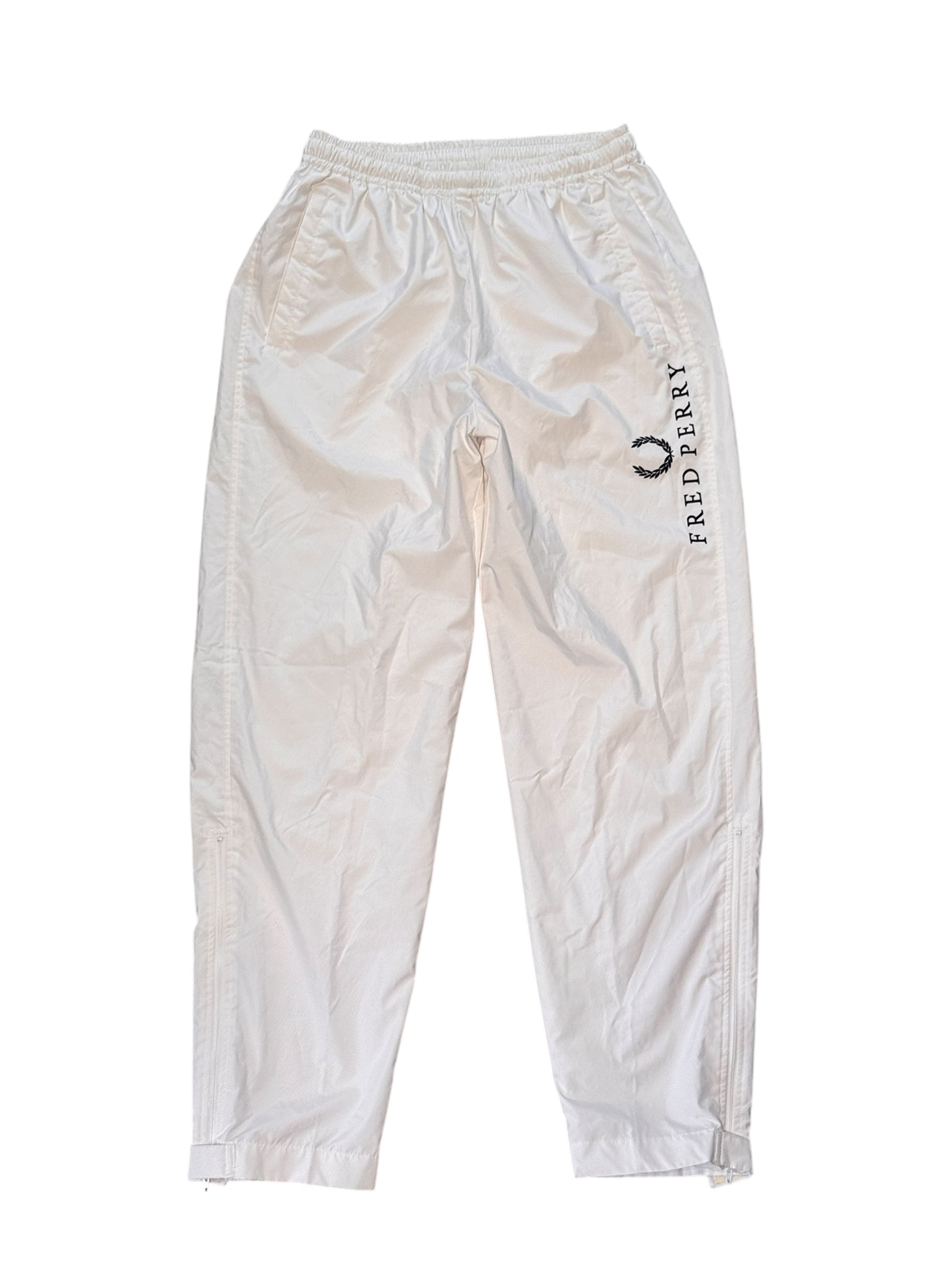 (SUP-569) FRED PERRY NYLON PANTS - WHITE