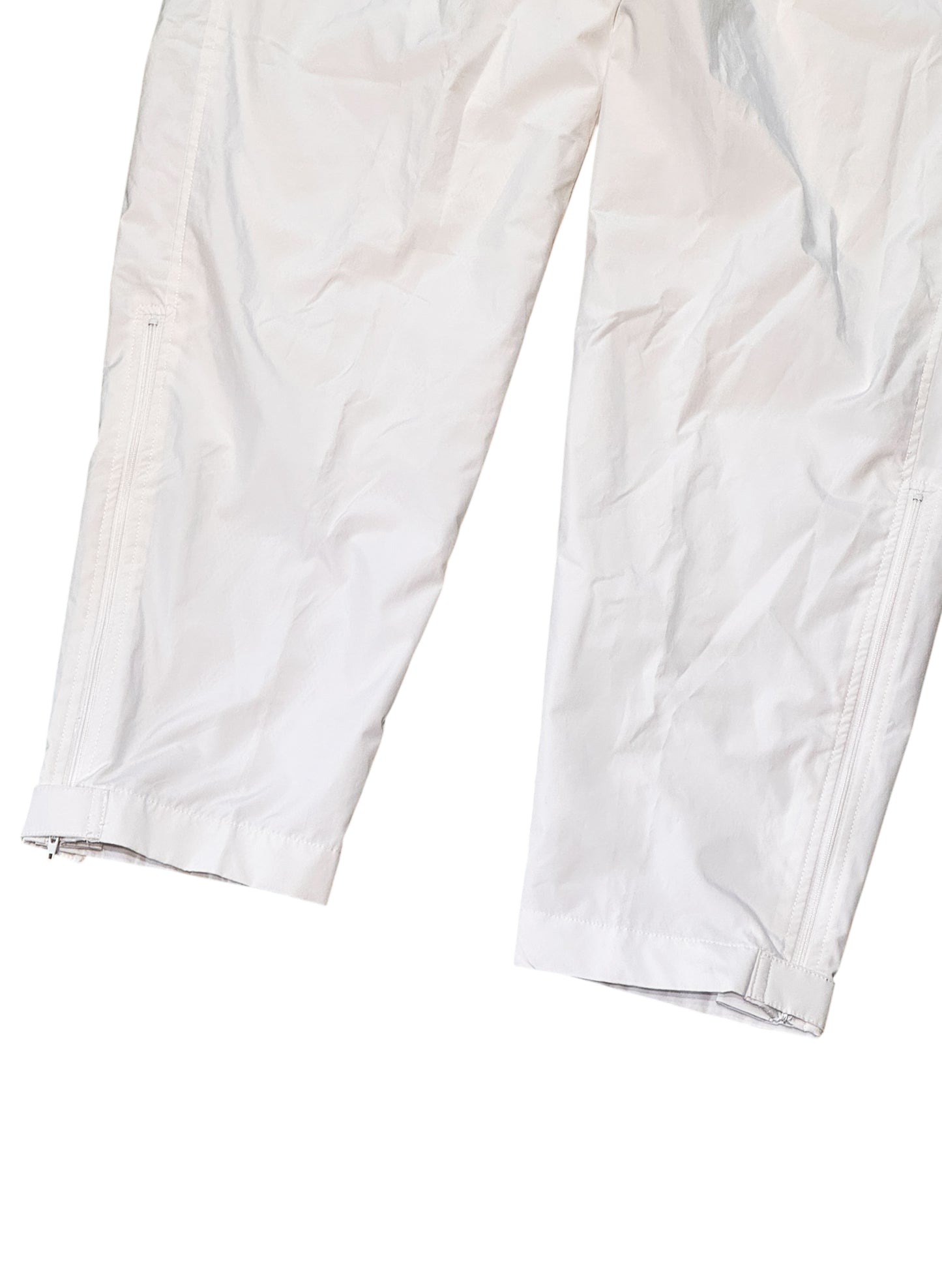 (SUP-569) FRED PERRY NYLON PANTS - WHITE