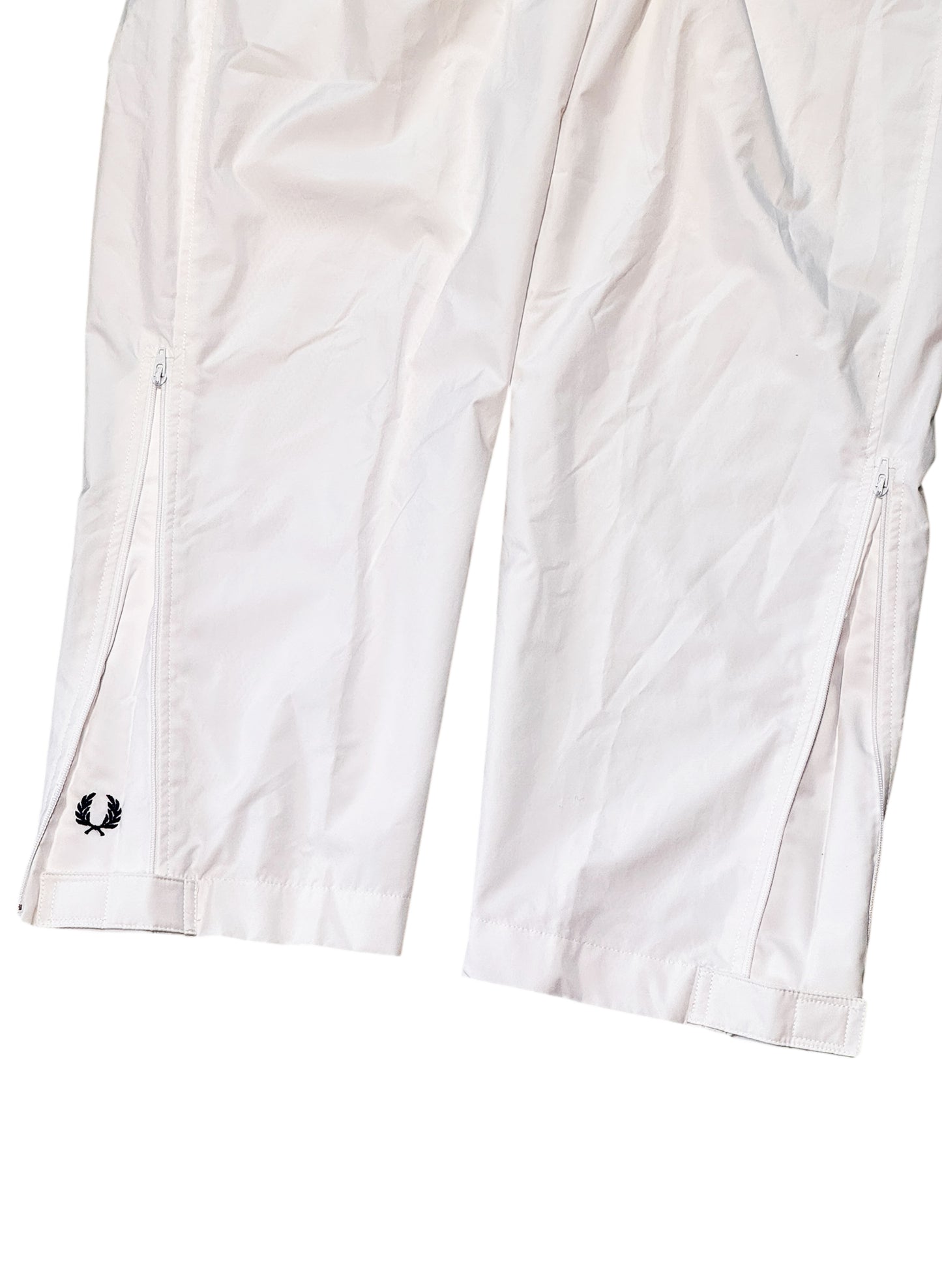(SUP-569) FRED PERRY NYLON PANTS - WHITE
