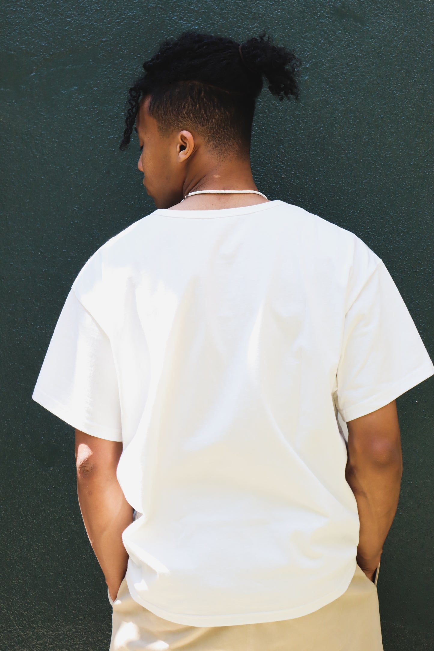 WOODBLOCK S/S WIDE TAPERED SILHOUETTE HENRY NECK T-SHIRT WHITE (WB-26SS-018)