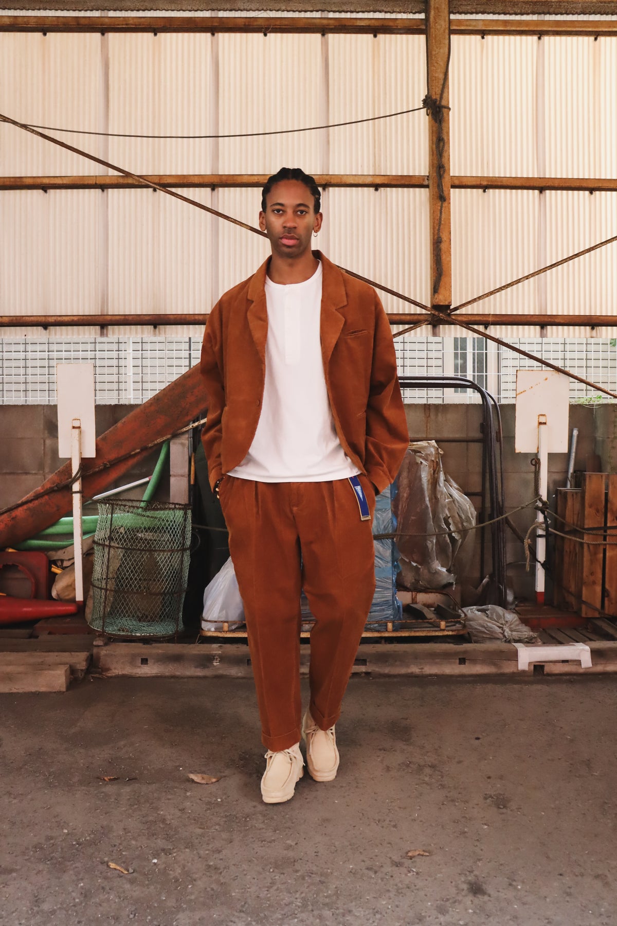 WOODBLOCK 2TUCK CORDUROY TROUSERS CAMEL (WB-26AW-010)