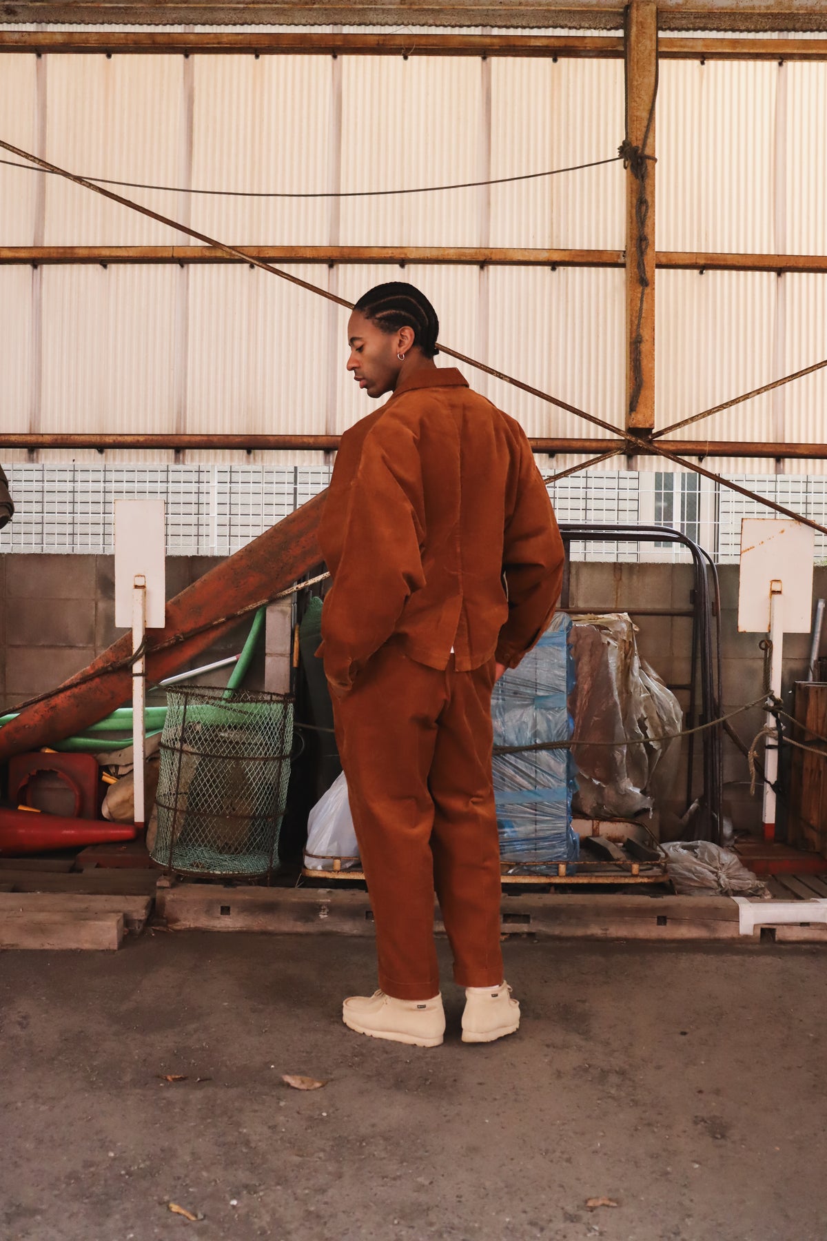 WOODBLOCK 2TUCK CORDUROY TROUSERS CAMEL (WB-26AW-010)