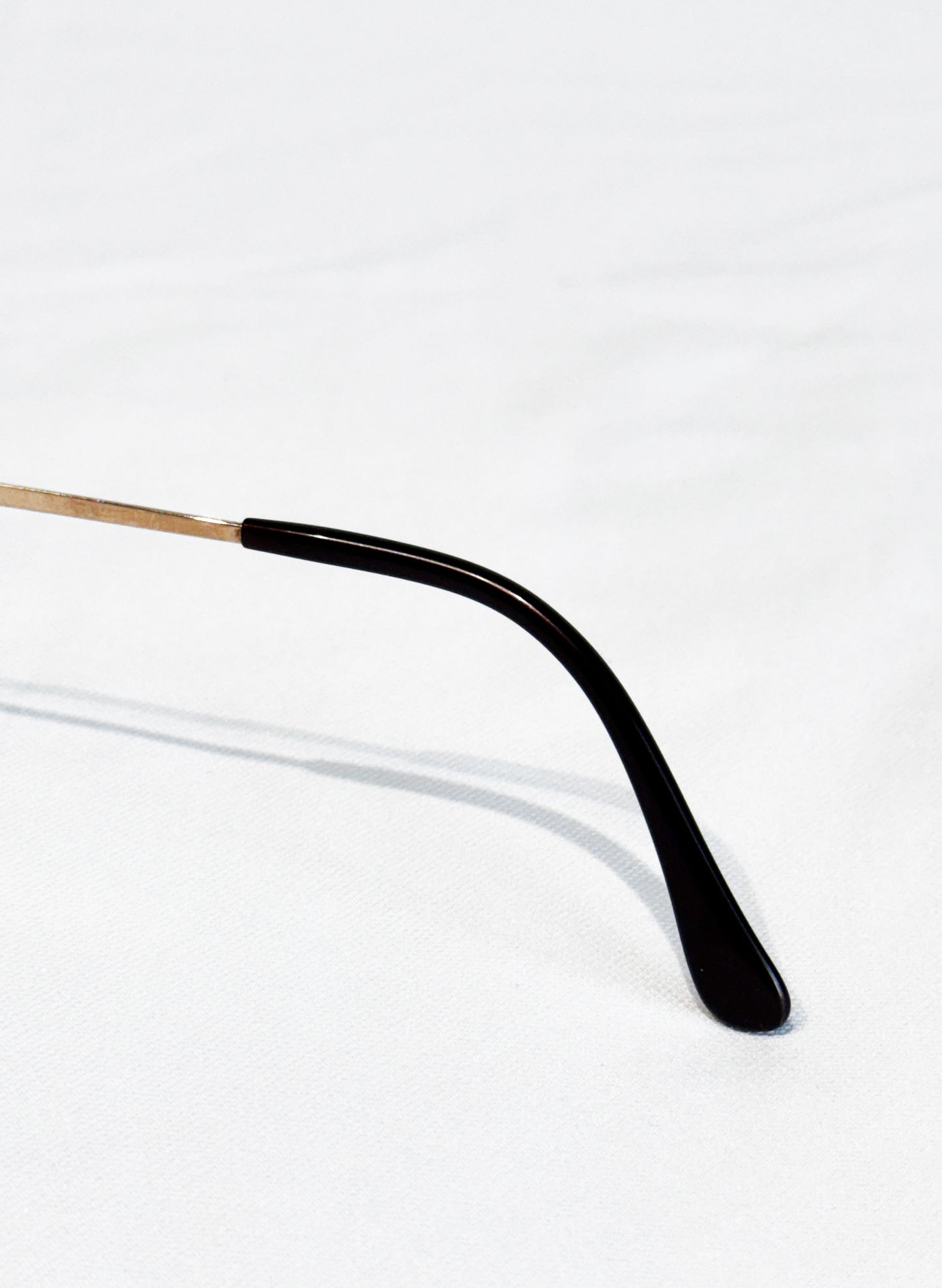 (SUP-766) 90s VINTAGE TWO BRIDGE GOLD FRAME GLASSES - JAGUAR（レンズなし）
