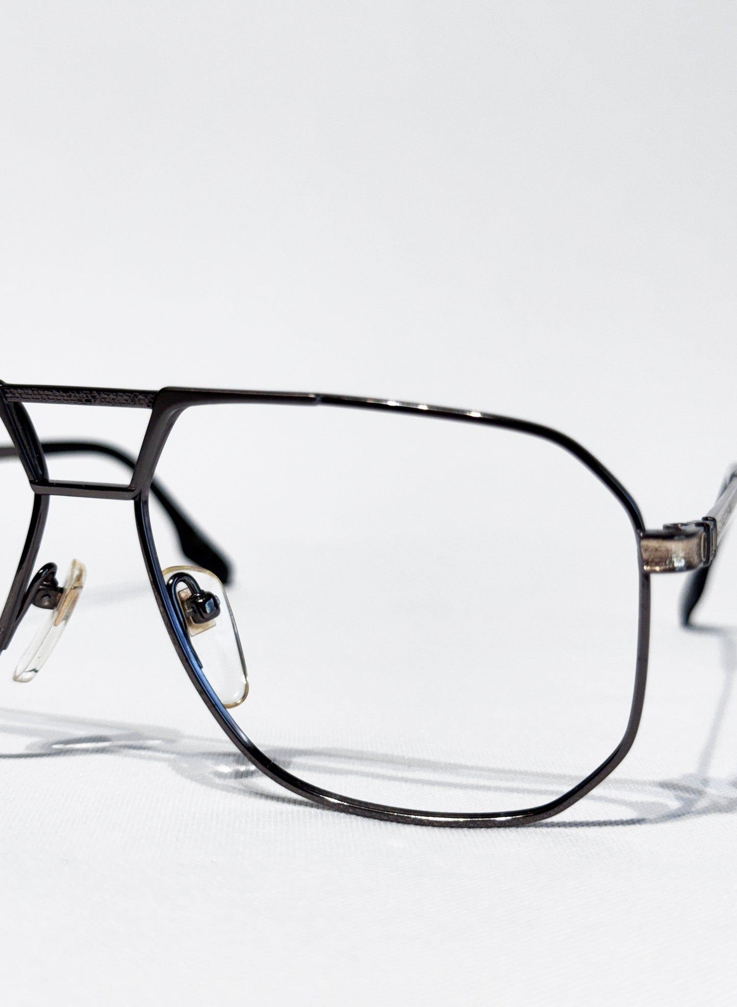 (SUP-647) 90s LANVIN PARIS TITAN FRAME GLASSES (レンズなし)