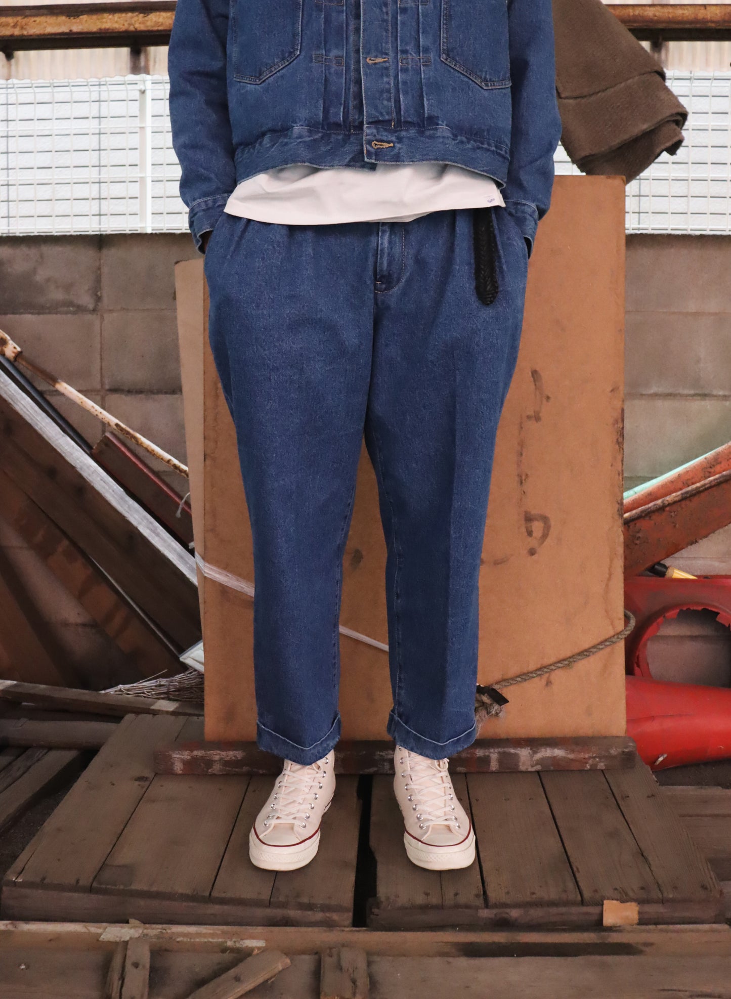 WOODBLOCK 2TUCK DENIM TROUSER LIGHT INDIGO (WB-25AW-007)