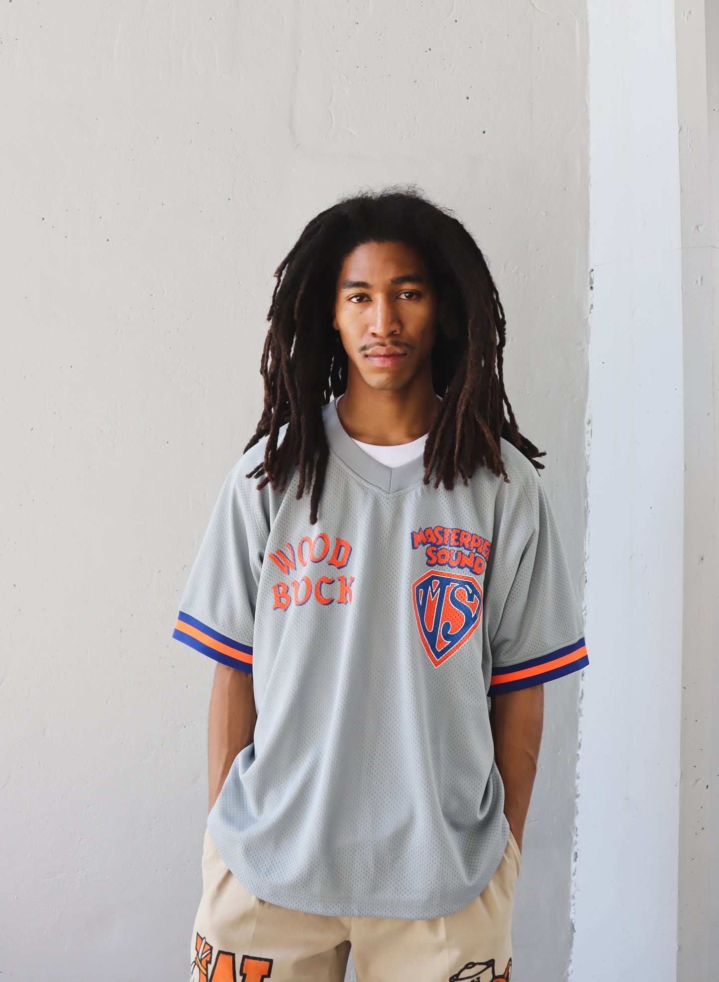 WOODBLOCK x MASTERPIECE SOUND V-NECK GAME SHIRT GREY (WB-26SS-022)