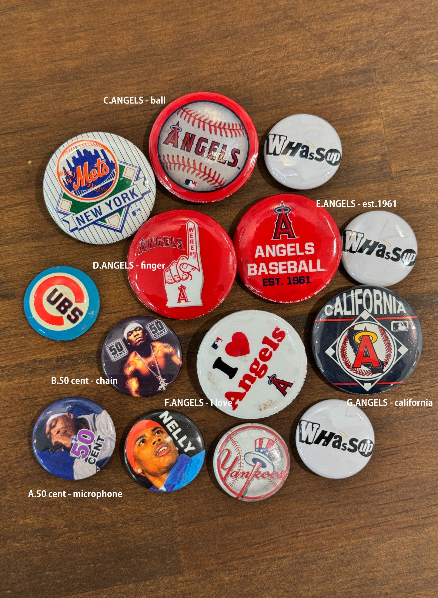 (SUP-425) Vintage Pinback Button Badge - Small size