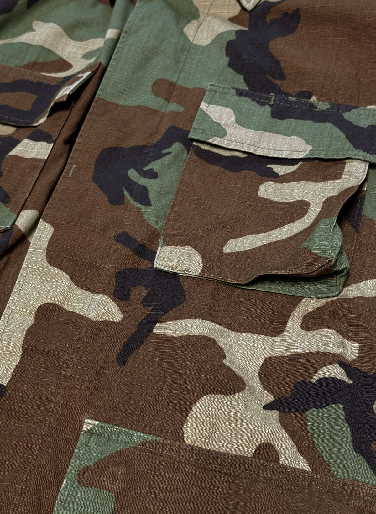 (SUP-847) US MILITARY WOODLAND CAMO RIPSTOP BDU SHIRT (1) - M/L