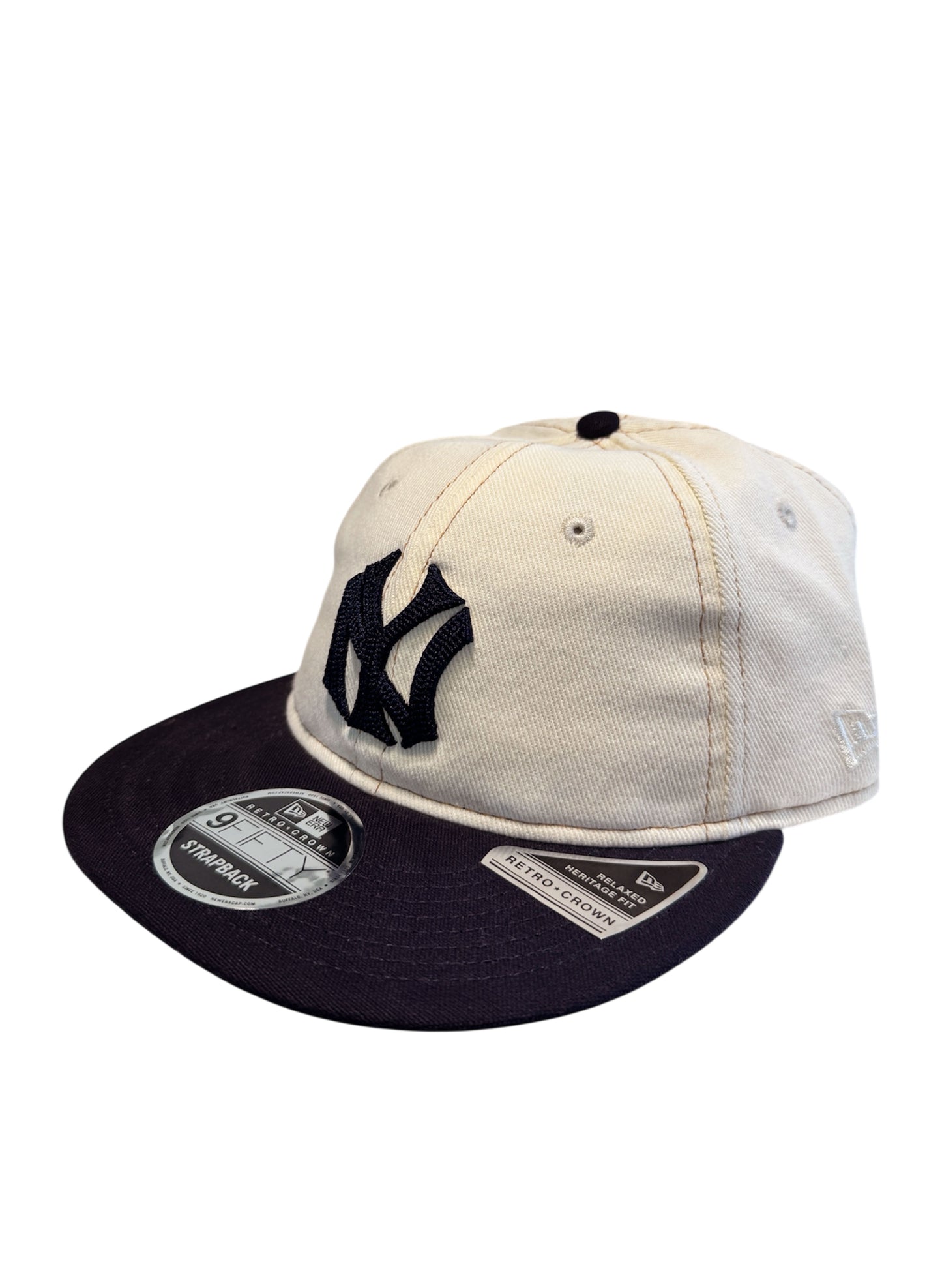 (SUP-465) MoMA x NEWERA YANKEES RETRO CROWN CAP 9FIFTY