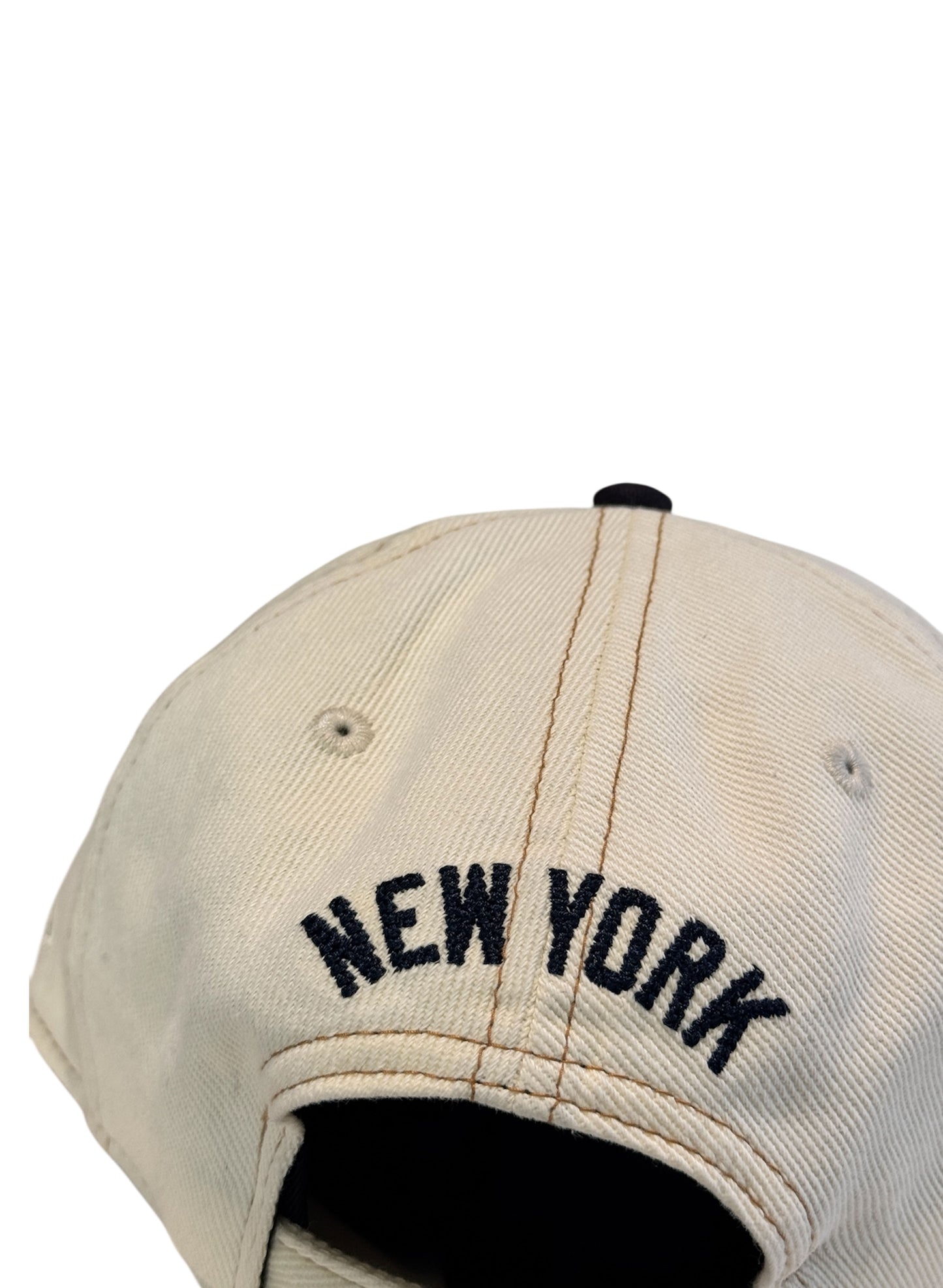 (SUP-465) MoMA x NEWERA YANKEES RETRO CROWN CAP 9FIFTY