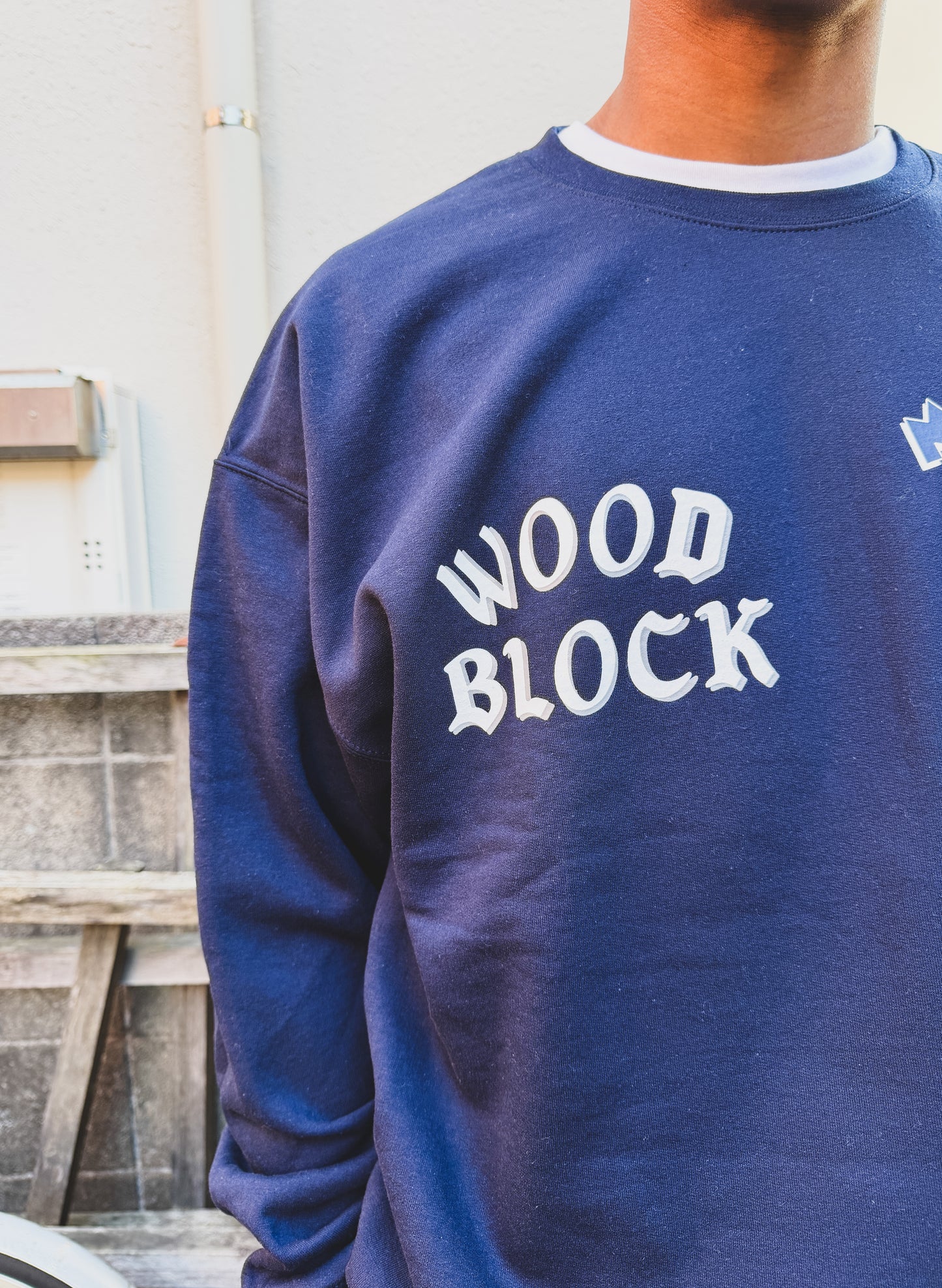 MASTERPIECE SOUND x WOODBLOCK CREW NECK SWEAT NAVY (WB-25AW-016)