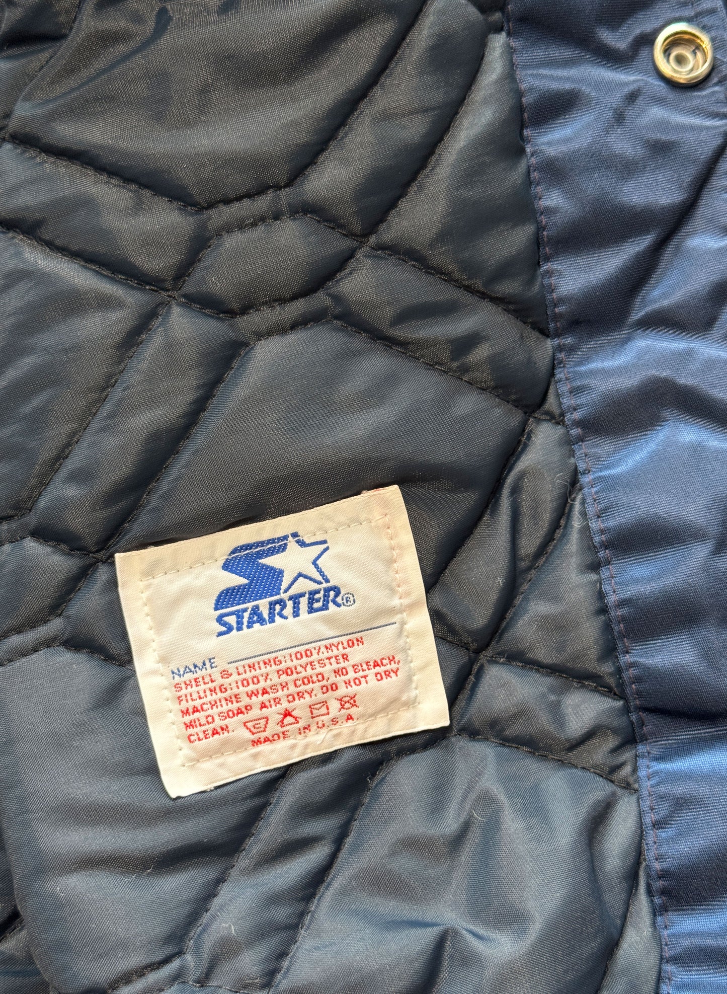 (SUP-550) STARTER NEW YORK YANKEES NYLON STADIUM JACKET - L - MADE IN U.S.A.