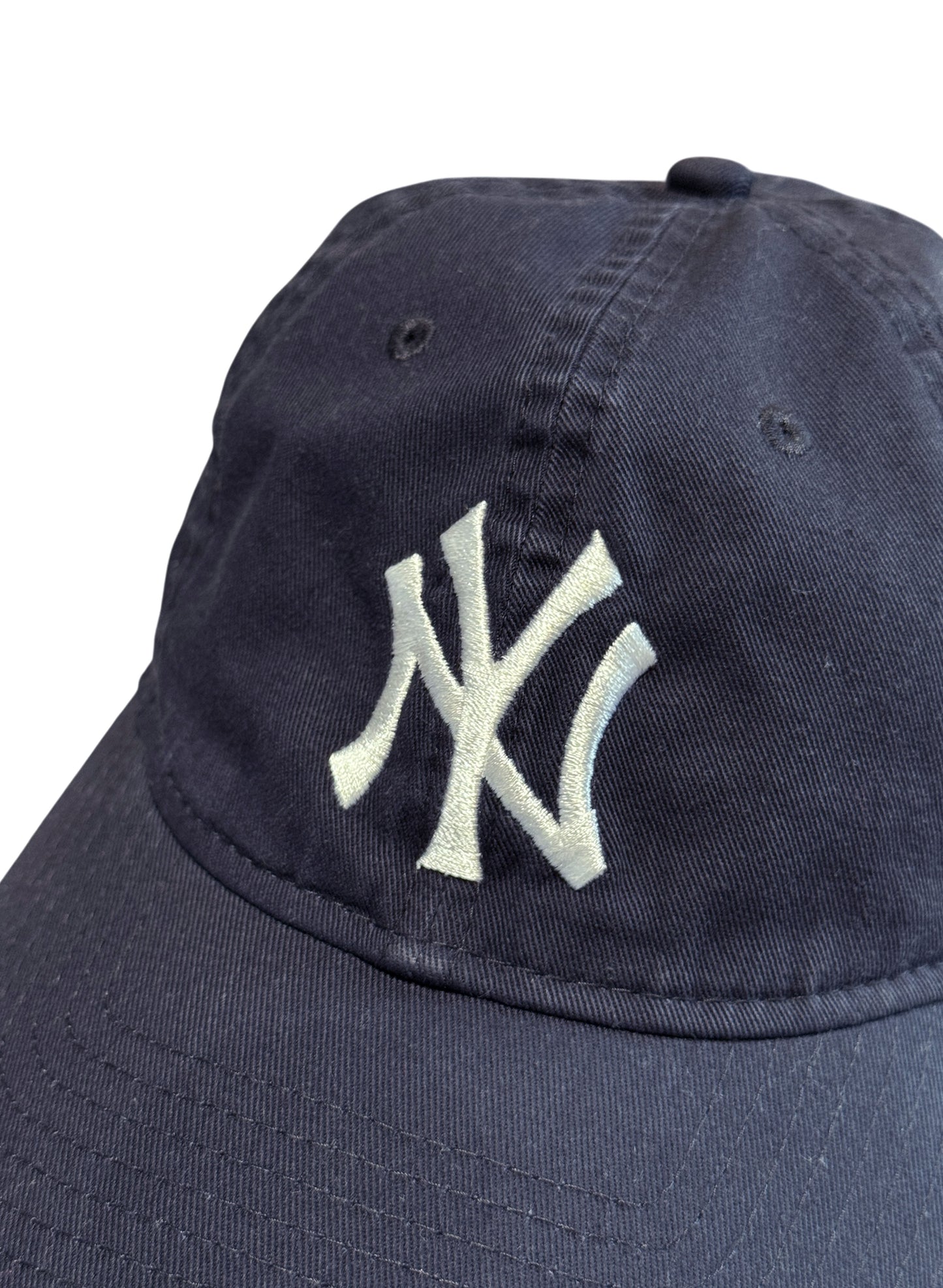 (SUP-627) NEW ERA NEW YORK YANKEES "FADE" CAP - NAVY