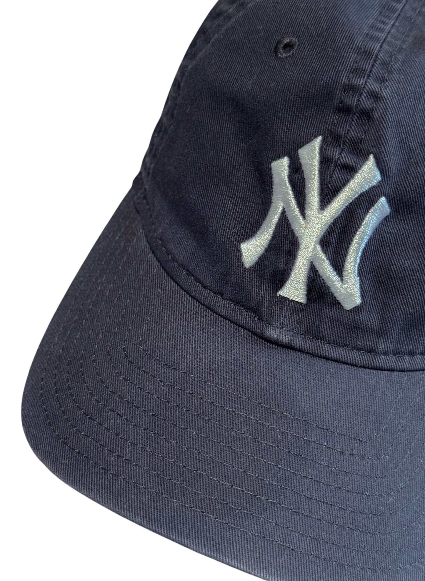 (SUP-627) NEW ERA NEW YORK YANKEES "FADE" CAP - NAVY