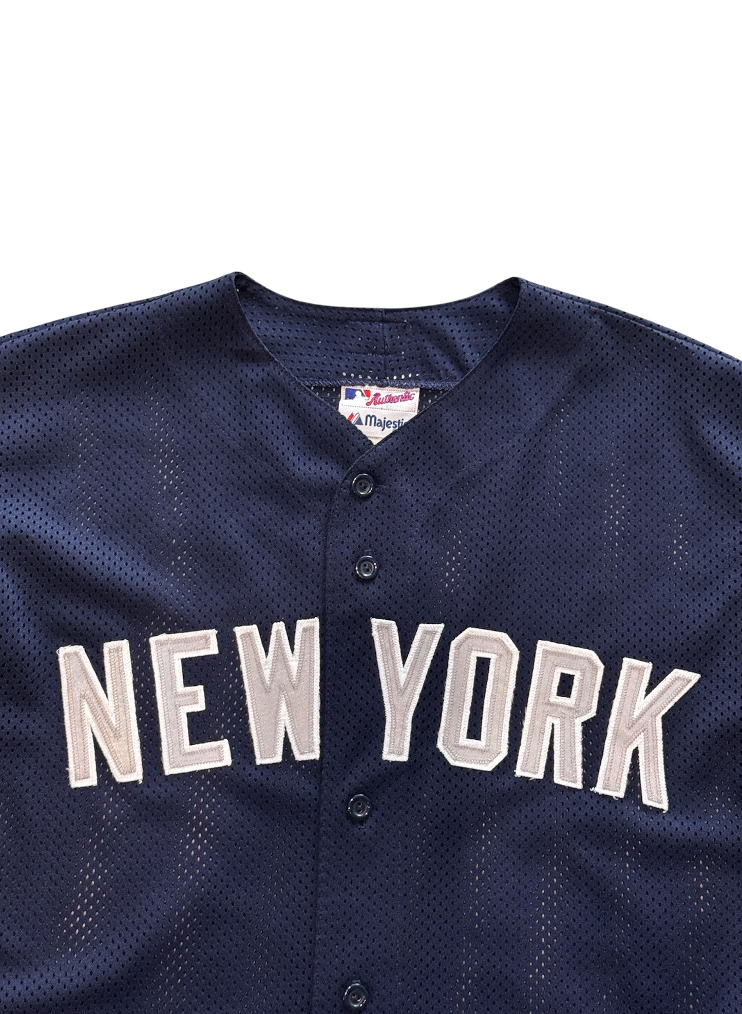 (SUP-381) Majestic NEW YORK YANKEES "NEW YORK" - MADE IN U.S.A.