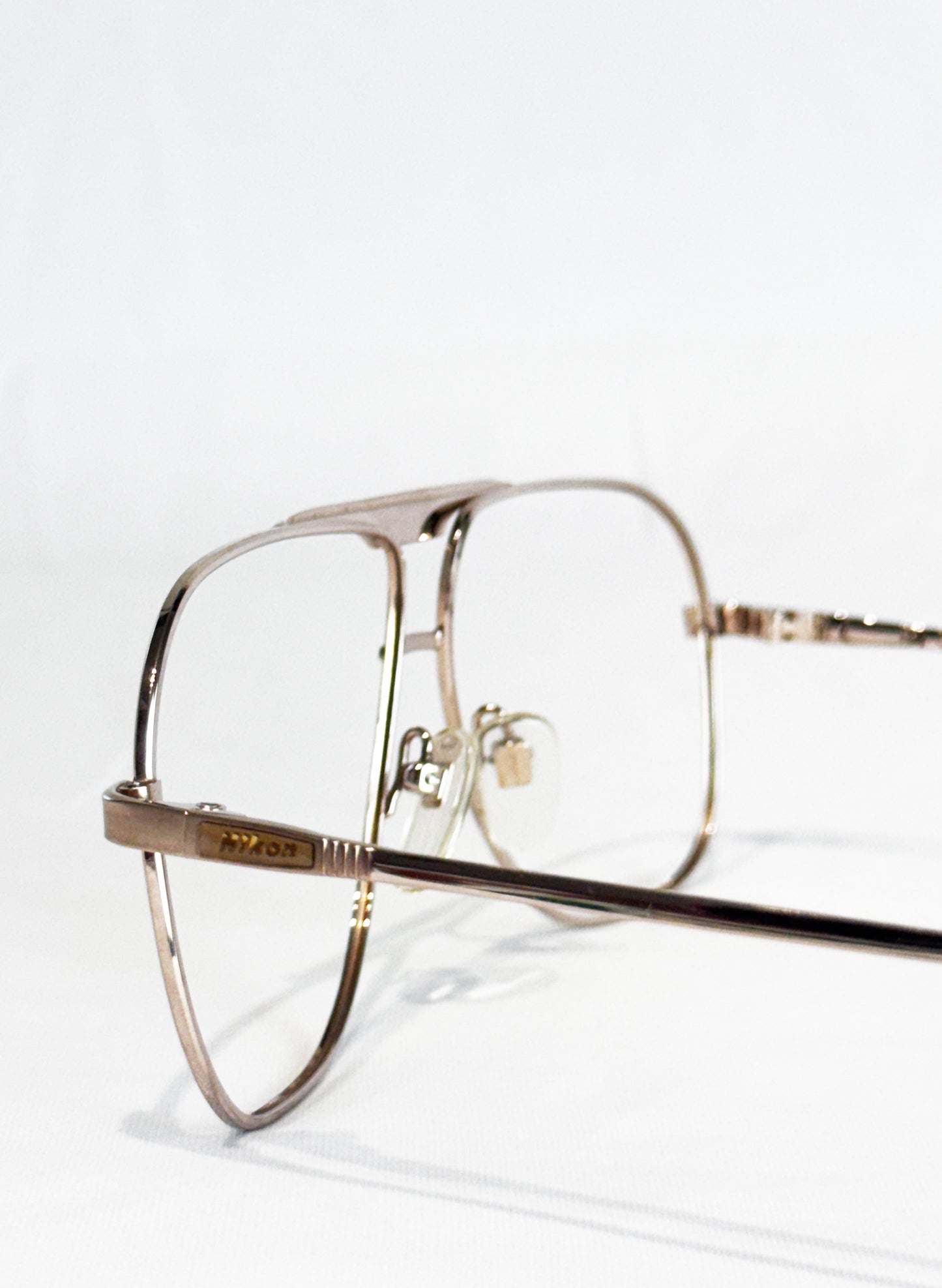 (SUP-765) 90s VINTAGE GOLD FRAME GLASSES - Nikon TITEX（レンズなし）
