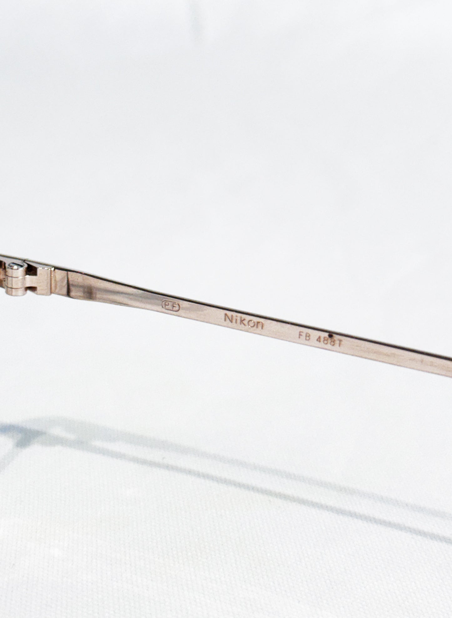 (SUP-765) 90s VINTAGE GOLD FRAME GLASSES - Nikon TITEX（レンズなし）