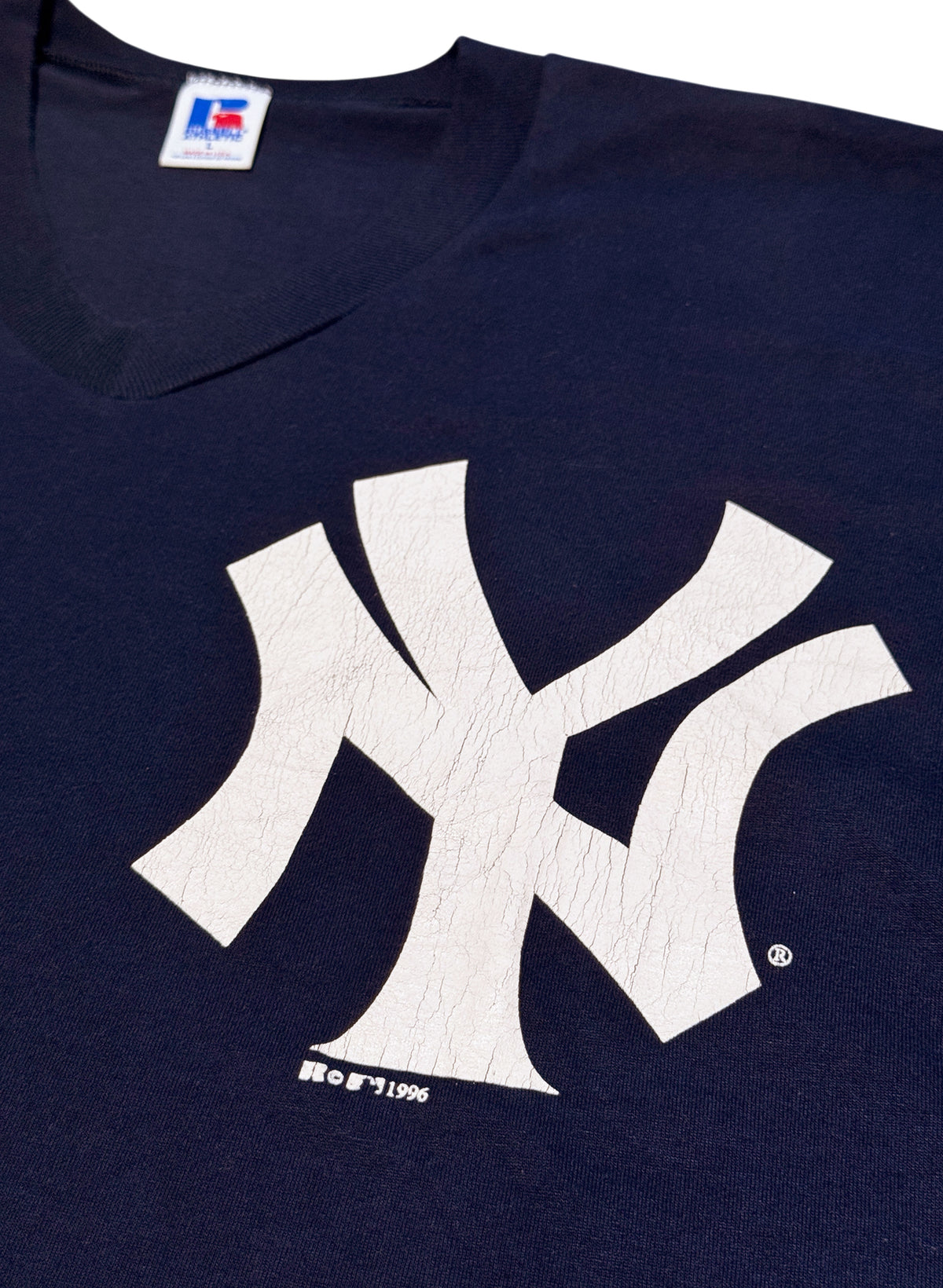 (SUP-850) RUSSELL ATHLETIC MLB 1996 NEW YORK YANKEES V-NECK TEE (L) - MADE IN U.S.A.