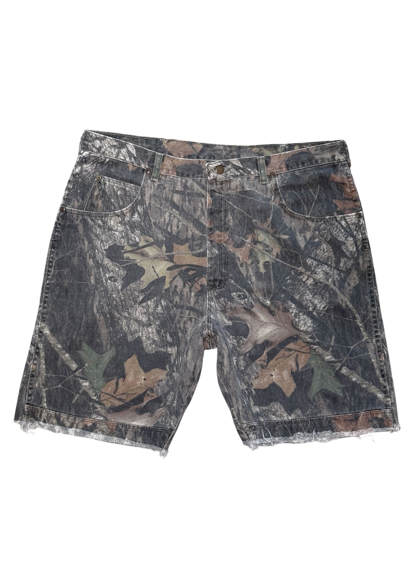 (SUP-754) Wrangler REAL TREE CAMO "CUT OFF" SHORTS