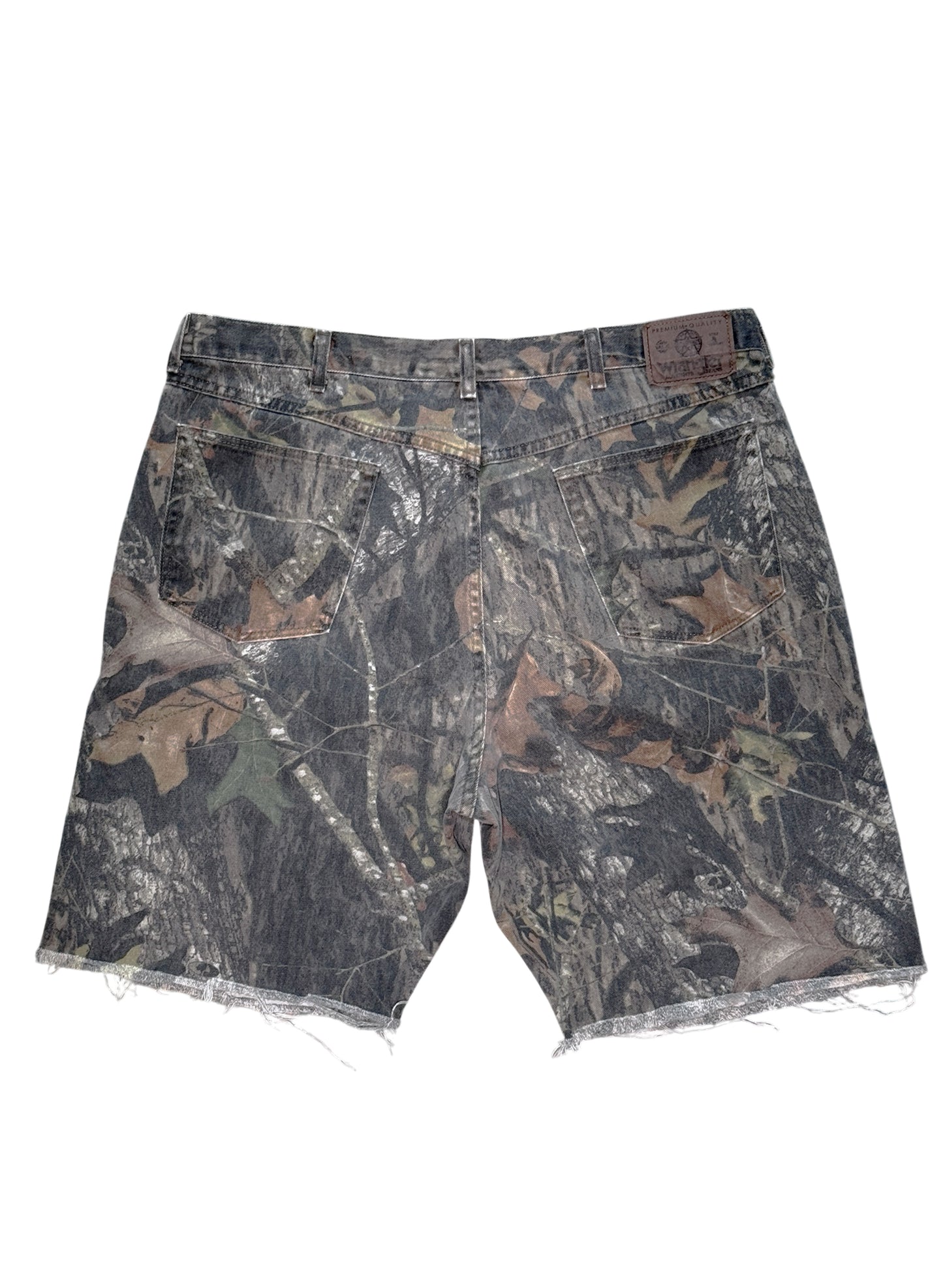 (SUP-754) Wrangler REAL TREE CAMO "CUT OFF" SHORTS