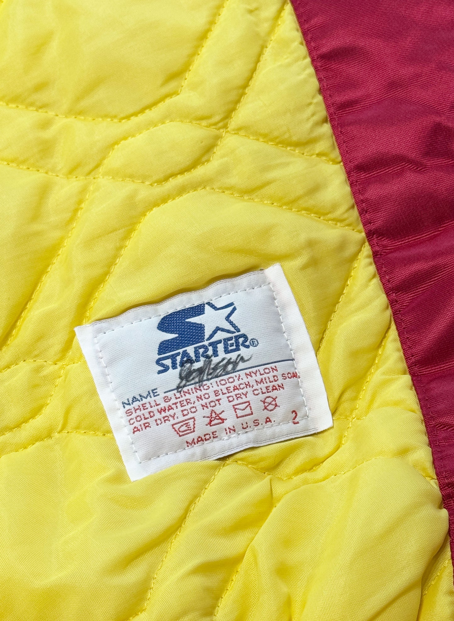 (SUP-809) STARTER NFL REDSKINS "FADE" NYLON STADIUM JACKET - XL - MADE IN U.S.A.