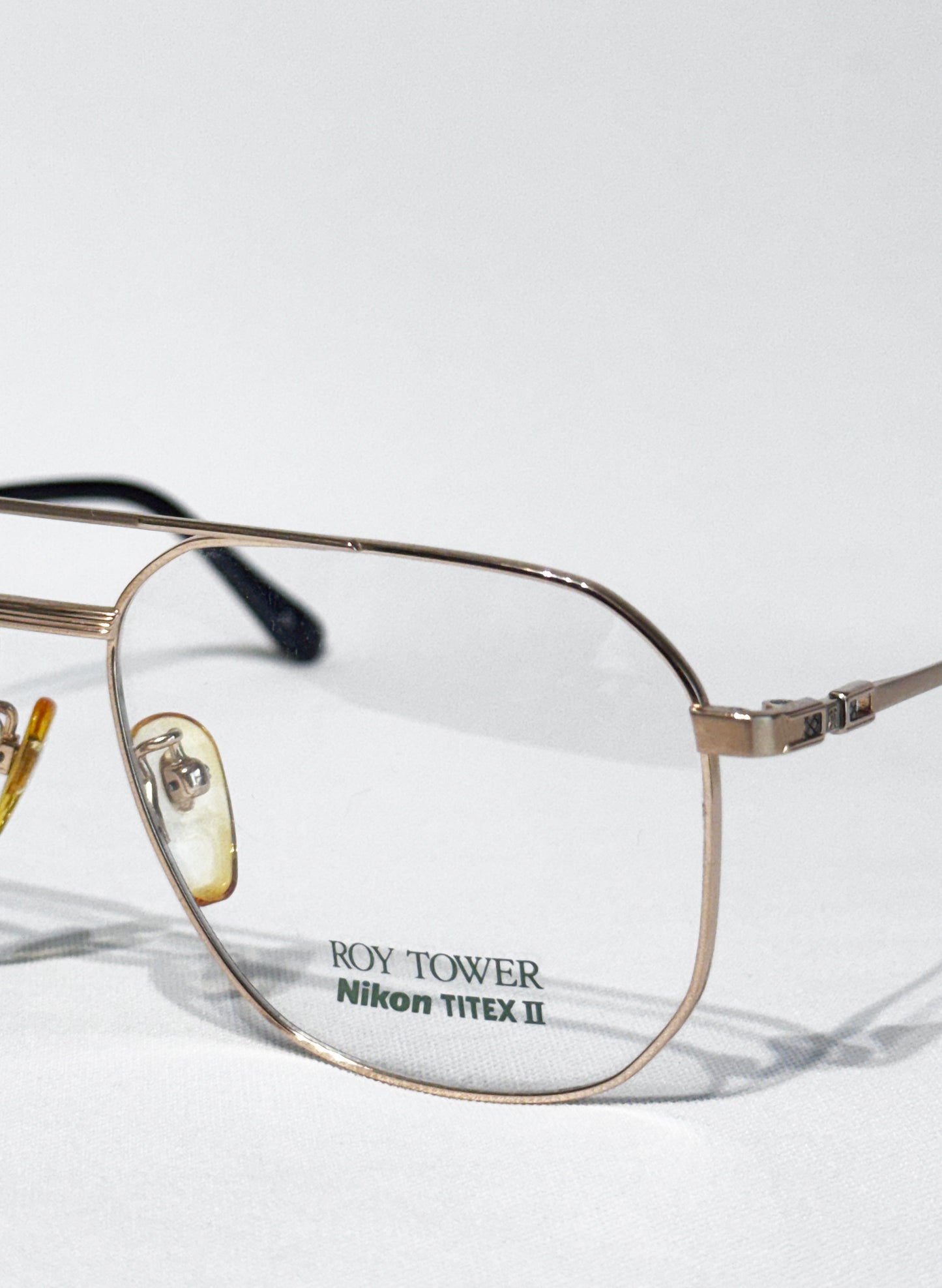 (SUP-646) 90s VINTAGE TWO BRIDGE GOLD FRAME GLASSES - Nikon TITEXⅡ ROY TOWER