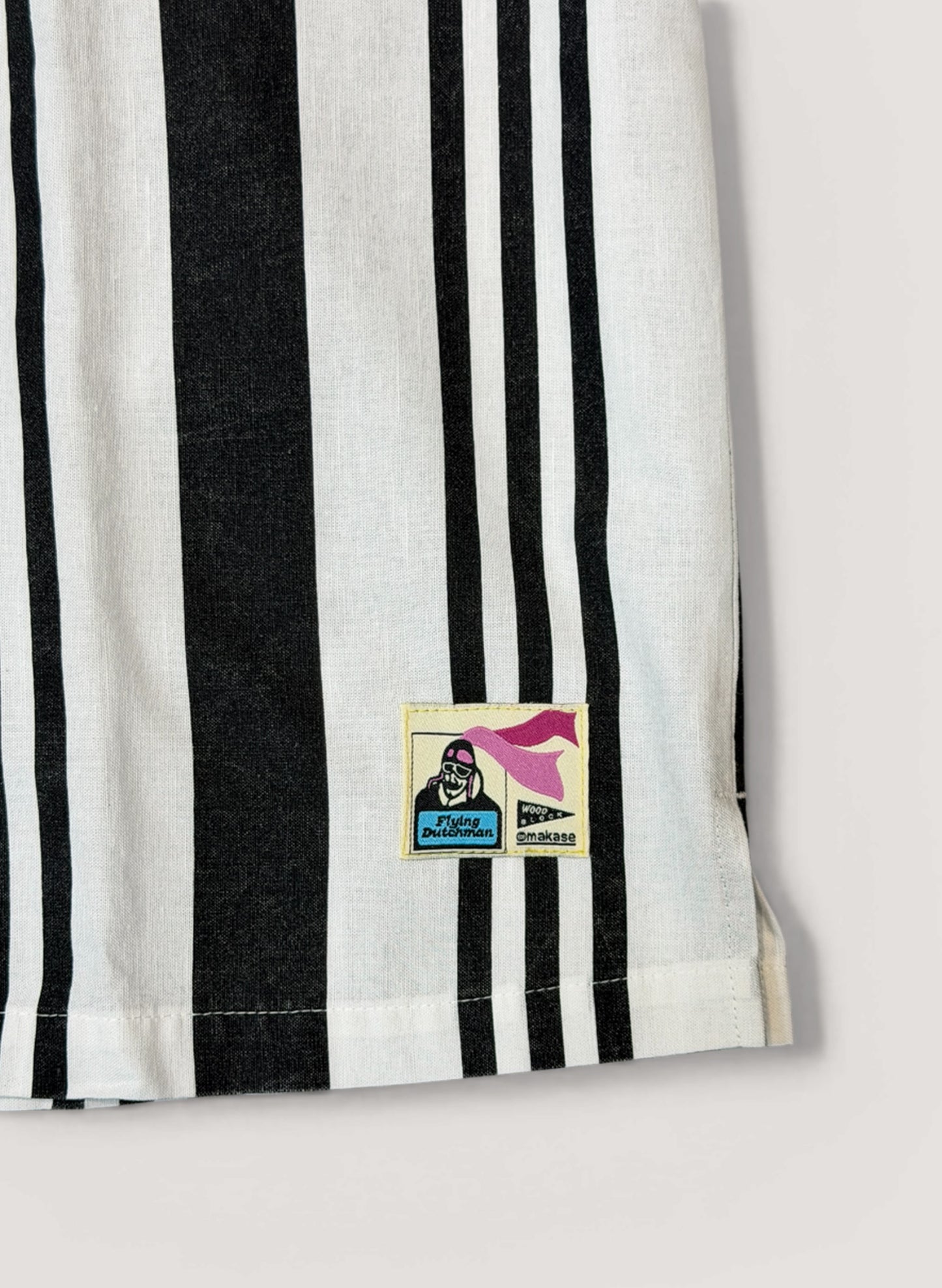 FLYING DUTCHMAN + OMAKASE + WOODBLOCK S/S STRIPE OPEN COLLAR SHIRT WHITE/BLACK (WB-26SS-016)
