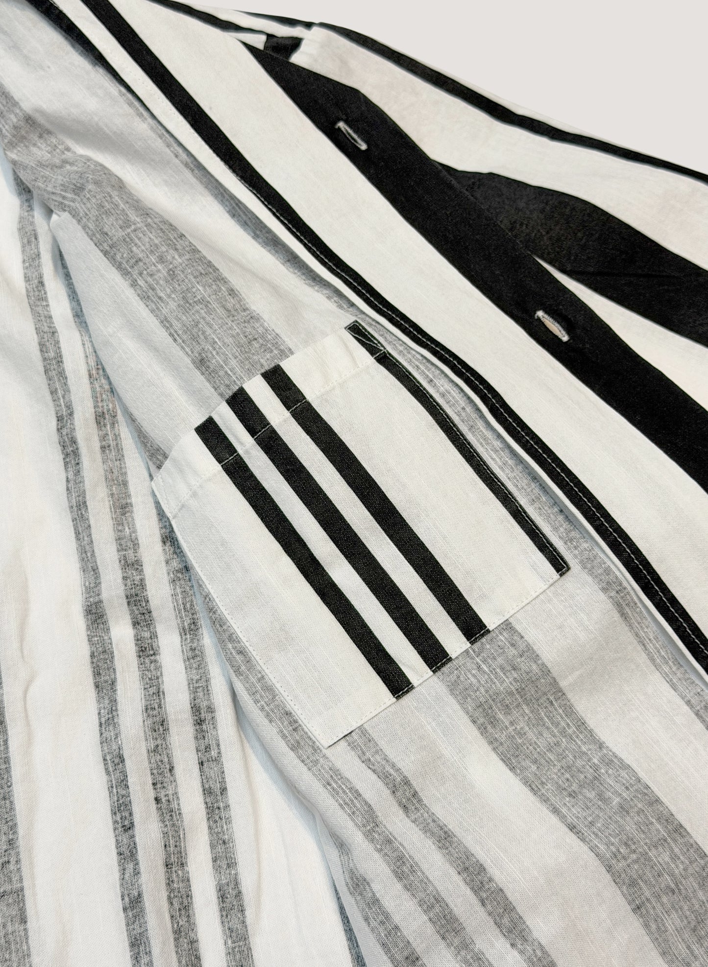 FLYING DUTCHMAN + OMAKASE + WOODBLOCK S/S STRIPE OPEN COLLAR SHIRT WHITE/BLACK (WB-26SS-016)