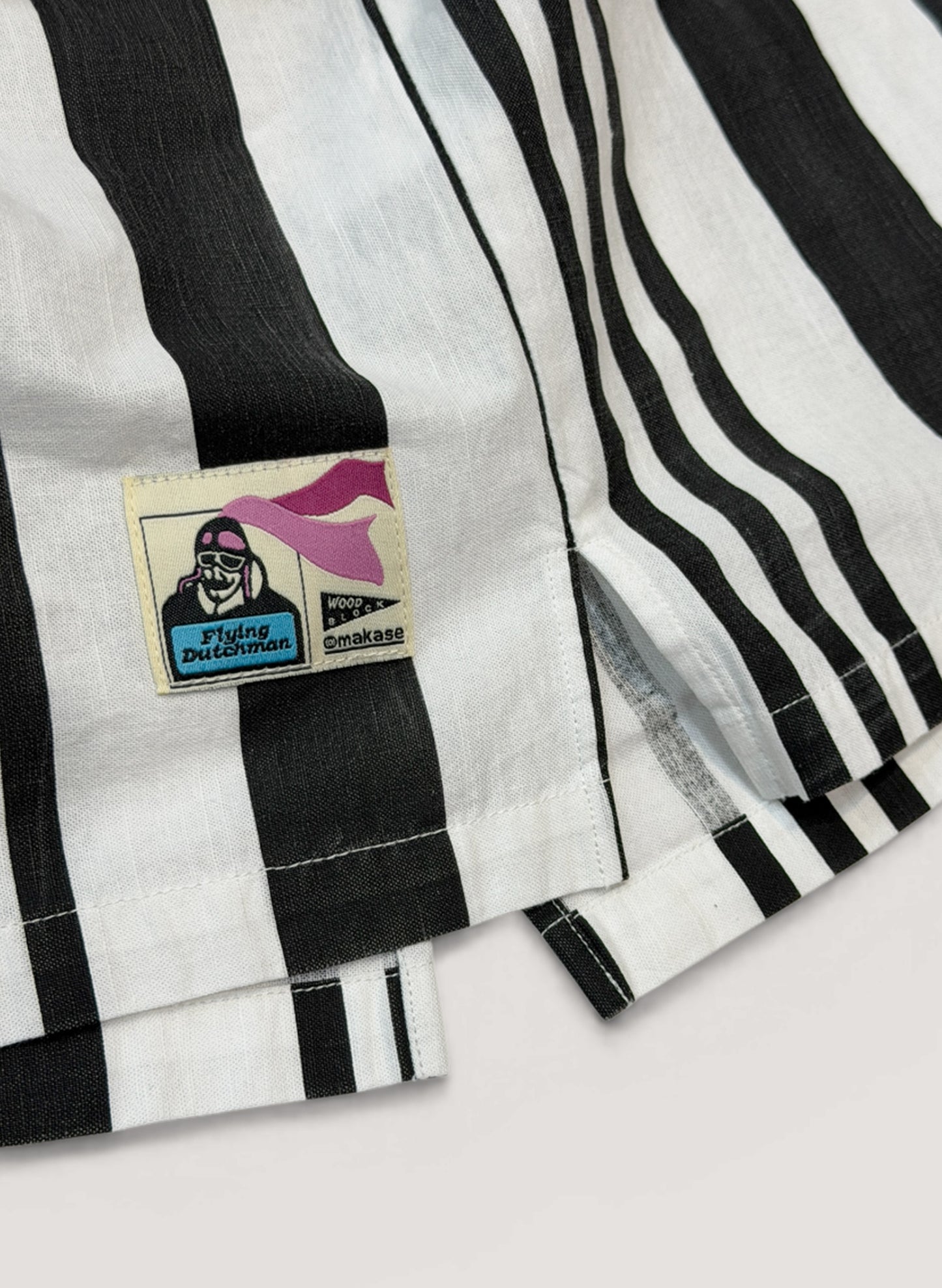 FLYING DUTCHMAN + OMAKASE + WOODBLOCK S/S STRIPE OPEN COLLAR SHIRT WHITE/BLACK (WB-26SS-016)