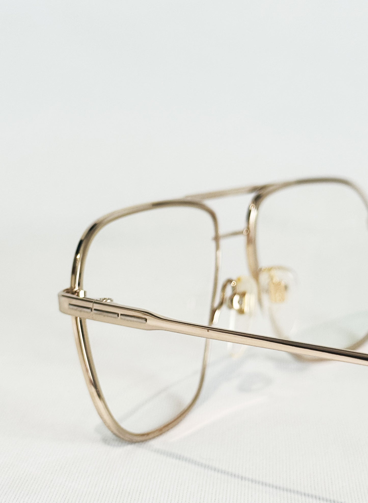(SUP-538) 90s VINTAGE TWO BRIDGE GOLD FRAME GLASSES - Nikon TITEX