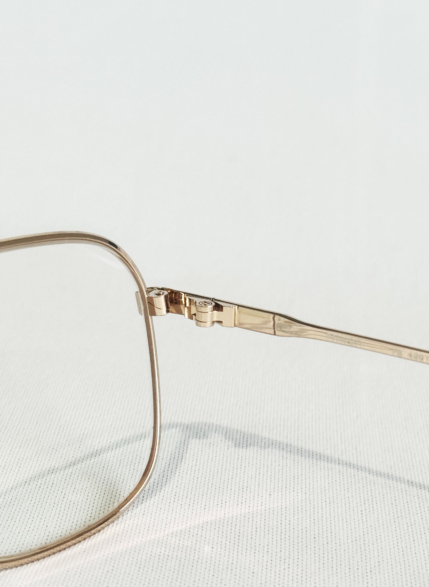 (SUP-538) 90s VINTAGE TWO BRIDGE GOLD FRAME GLASSES - Nikon TITEX