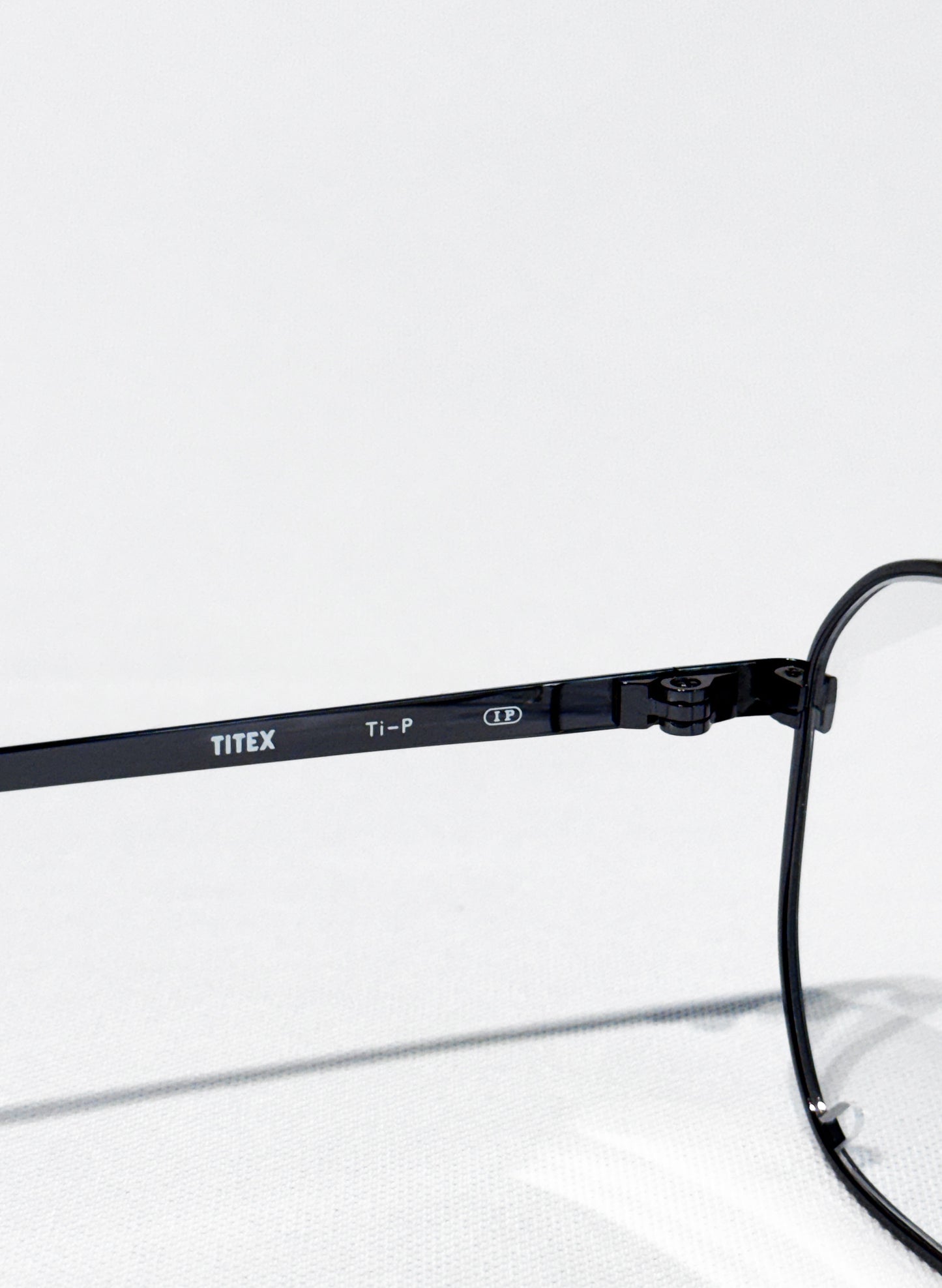 (SUP-645) 90s VINTAGE TWO BRIDGE TITAN FRAME GLASSES - Nikon TITEX