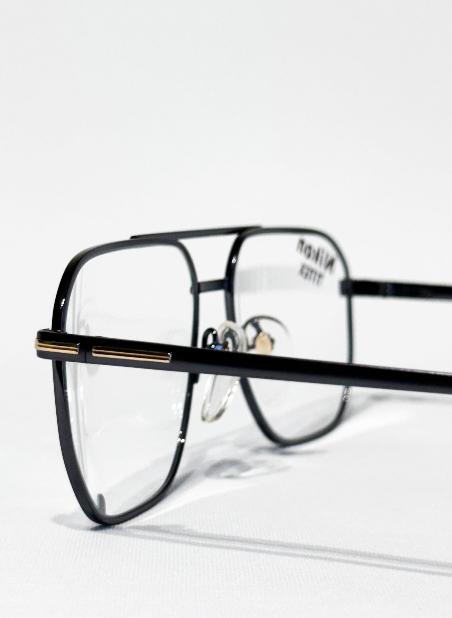 (SUP-645) 90s VINTAGE TWO BRIDGE TITAN FRAME GLASSES - Nikon TITEX