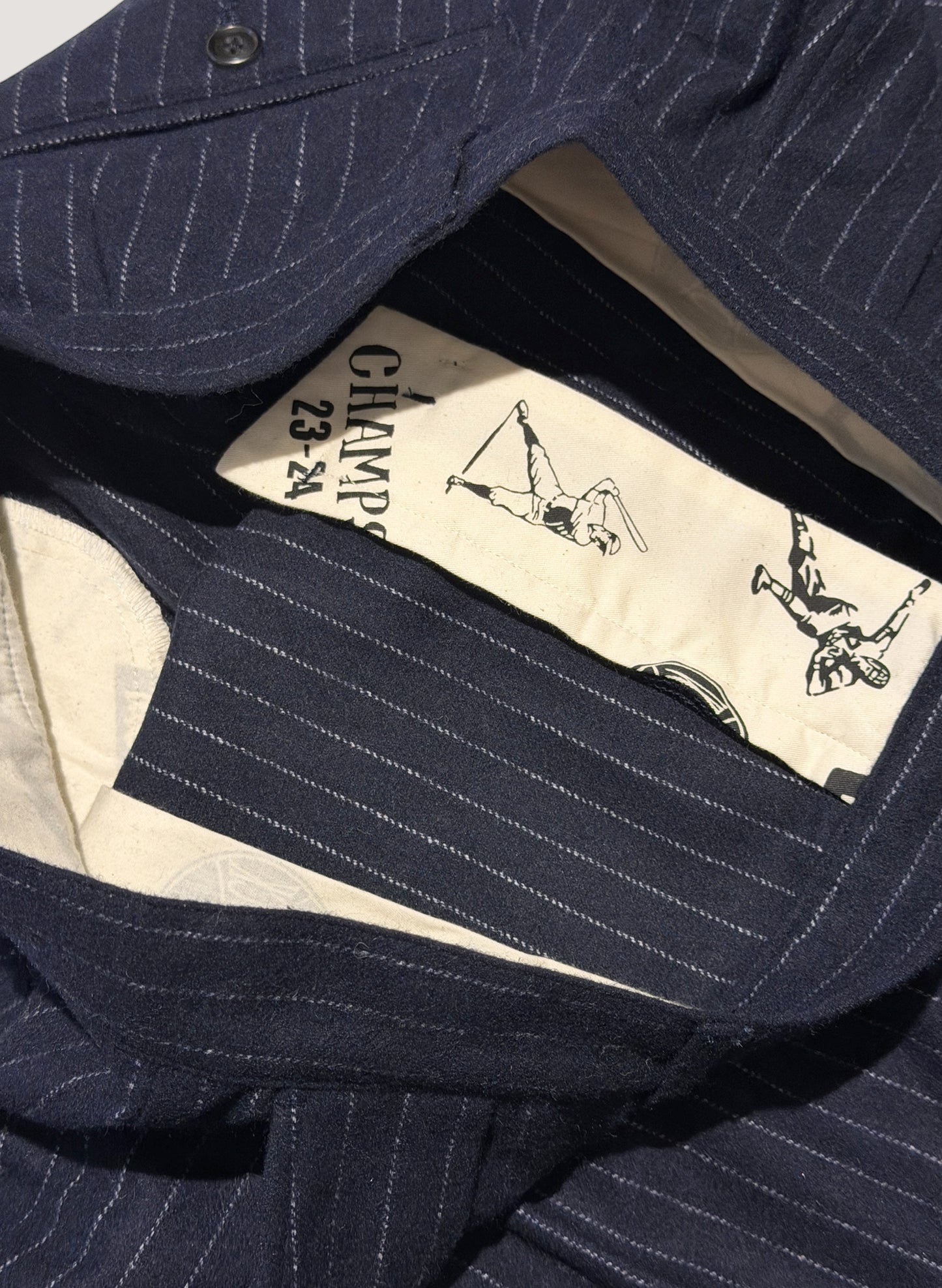 WOODBLOCK 2TUCK STRIPE WOOL TROUSER NAVY STRIPE (WB-25AW-009)