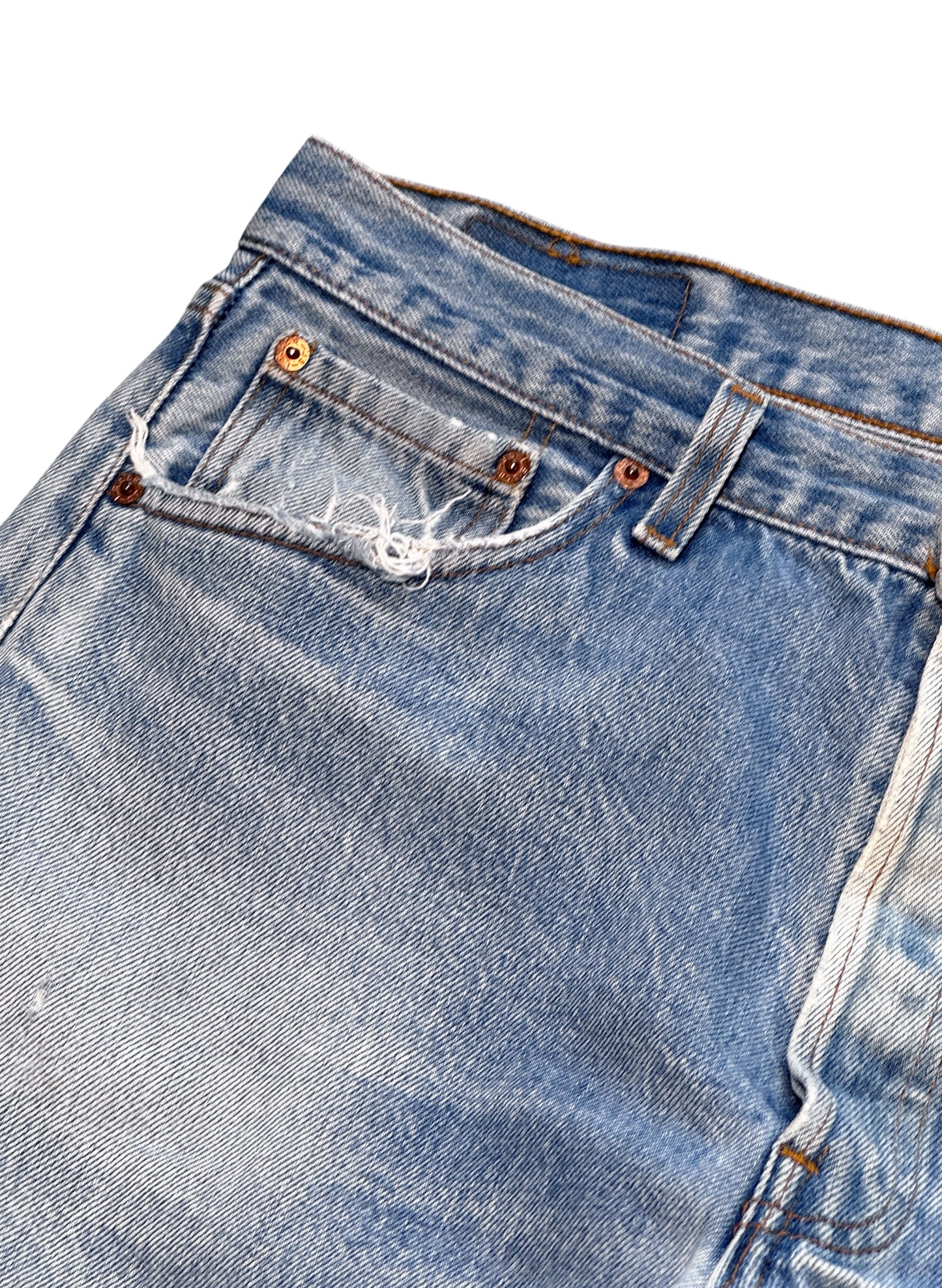 (SUP-635) 90s LEVI'S 501 "DAMAGE" - MADE IN U.S.A.