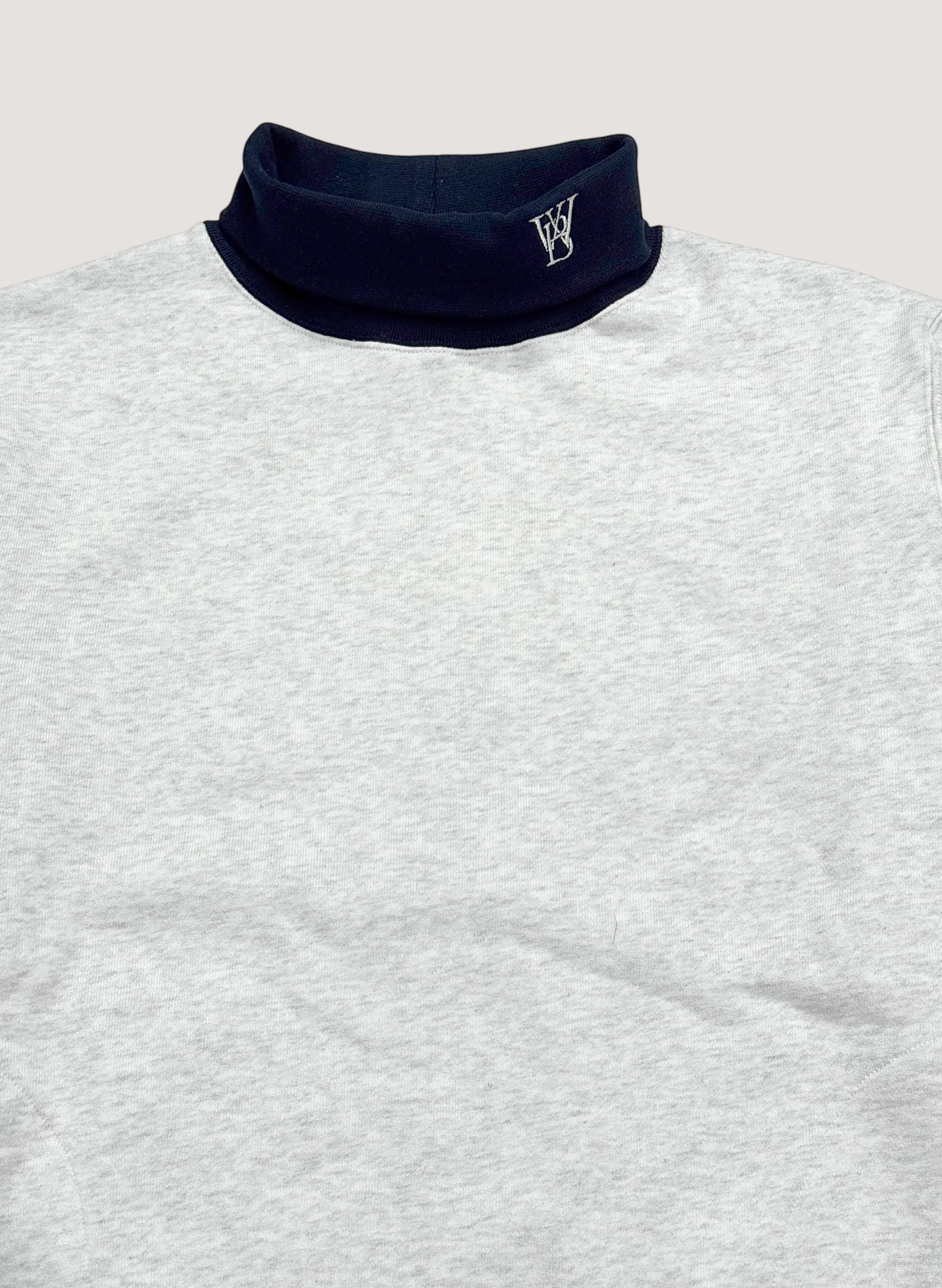 WOODBLOCK SWEAT TURTLE NECK ASH GREY/NAVY (WB-25SS-003)