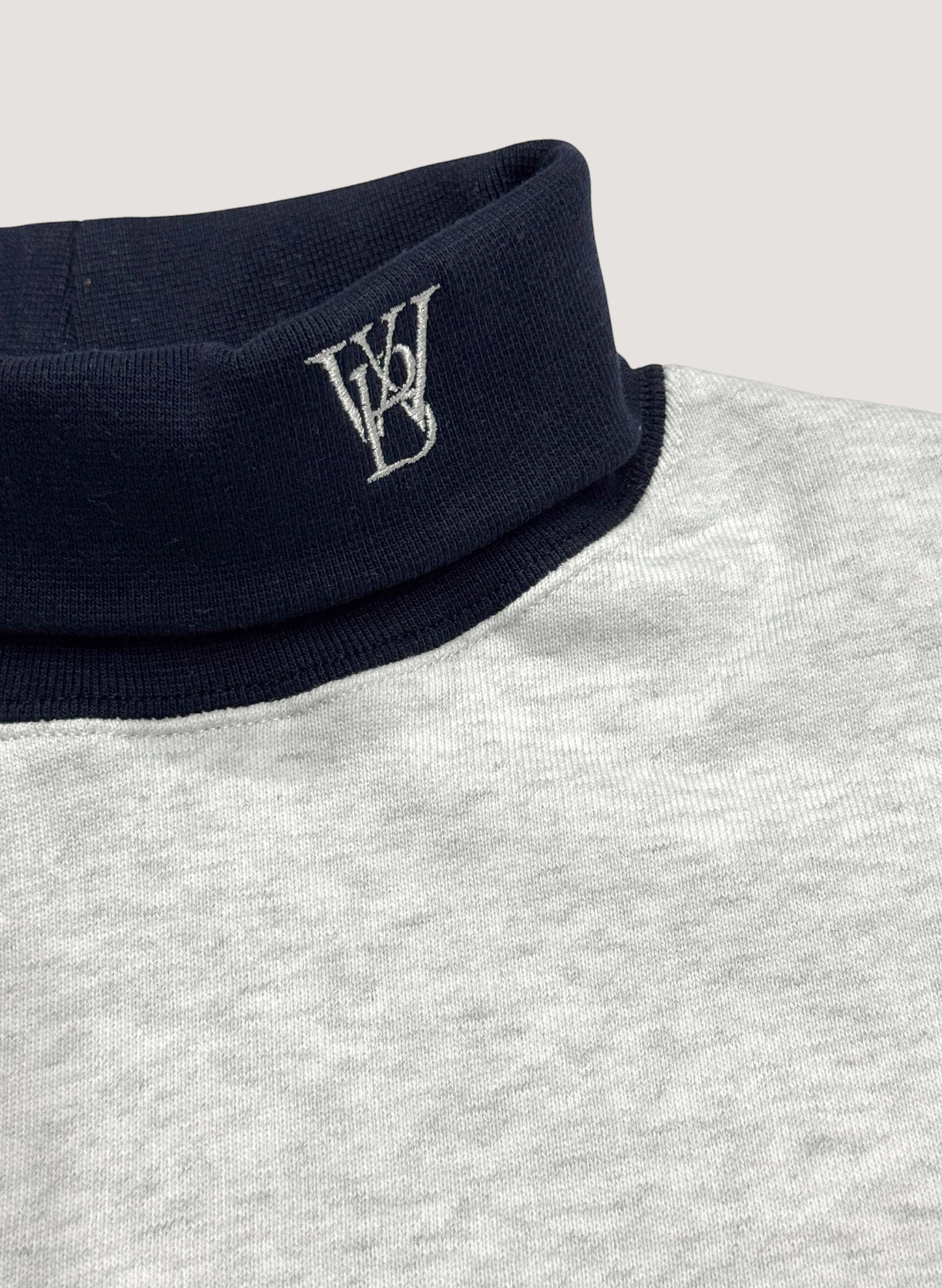 WOODBLOCK SWEAT TURTLE NECK ASH GREY/NAVY (WB-25SS-003)