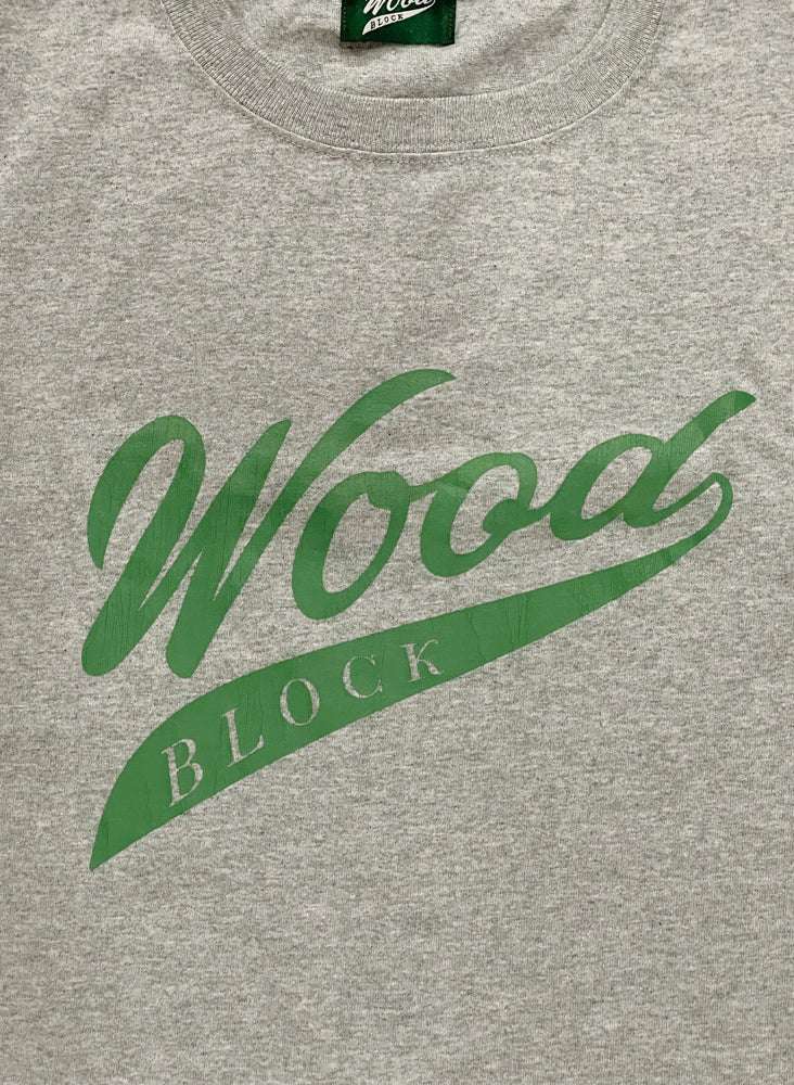 WOODBLOCK SCRIPT LOGO TEE